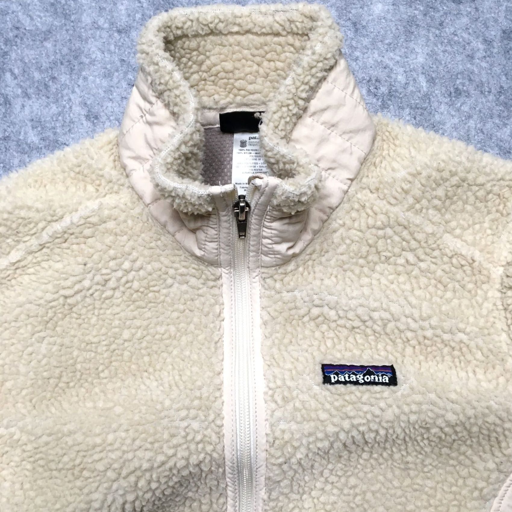 Patagonia Patagonia Jacket Womens S Beige Full Zip Fleece Sherpa 2010 Outdoor Retro USA Islands (Note: If "Islands" not in title, remove) Size S / US 4 / IT 40 - 4 Thumbnail