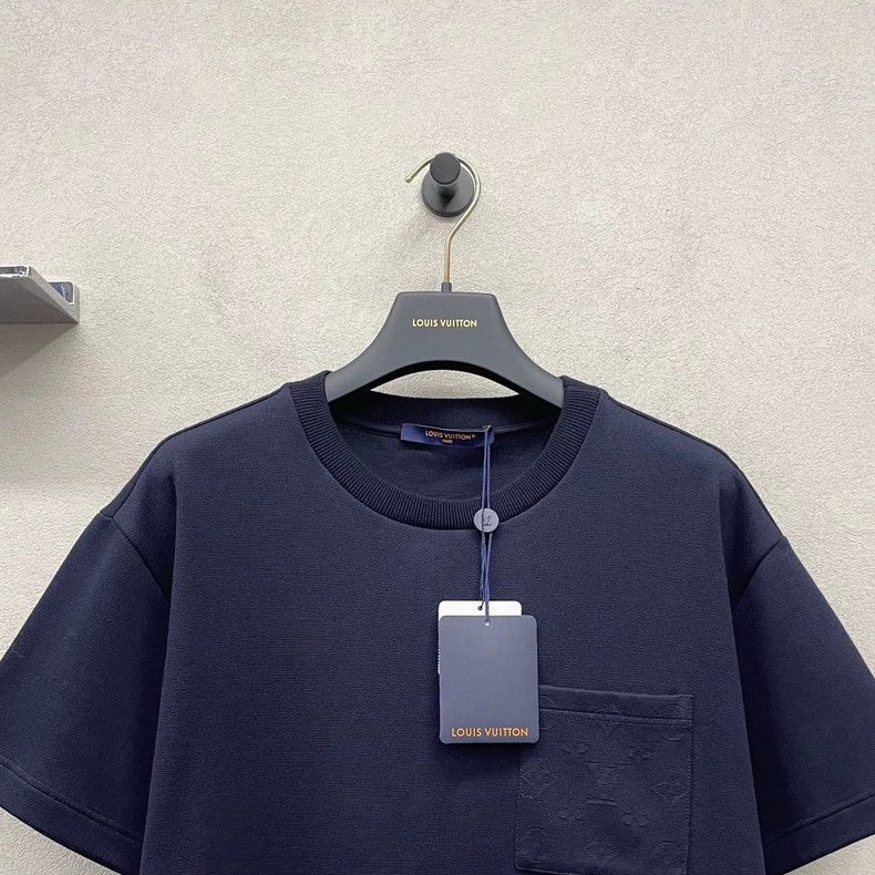 Louis Vuitton Louis Vuitton Navy blue pocket short sleeves Size US S / EU 44-46 / 1 - 4 Thumbnail