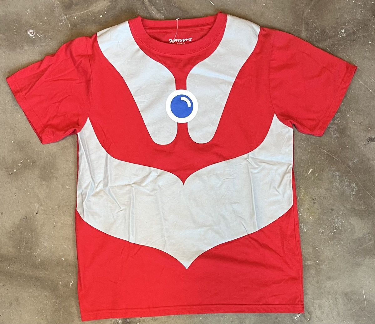 Other Vintage Red Ultraman T shirt Size US M / EU 48-50 / 2 - 1 Thumbnail
