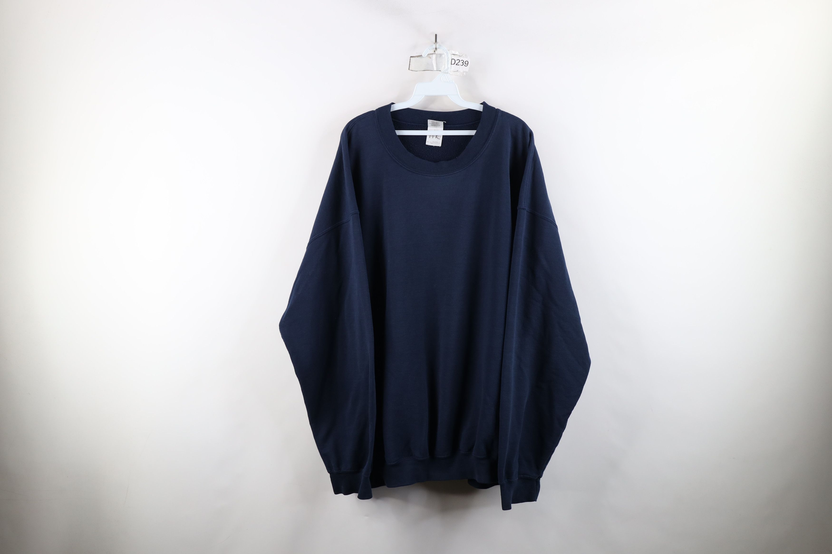 Vintage Vintage 90s Streetwear Blank Crewneck Sweatshirt Navy Blue Size US XXL / EU 58 / 5 - 1 Thumbnail
