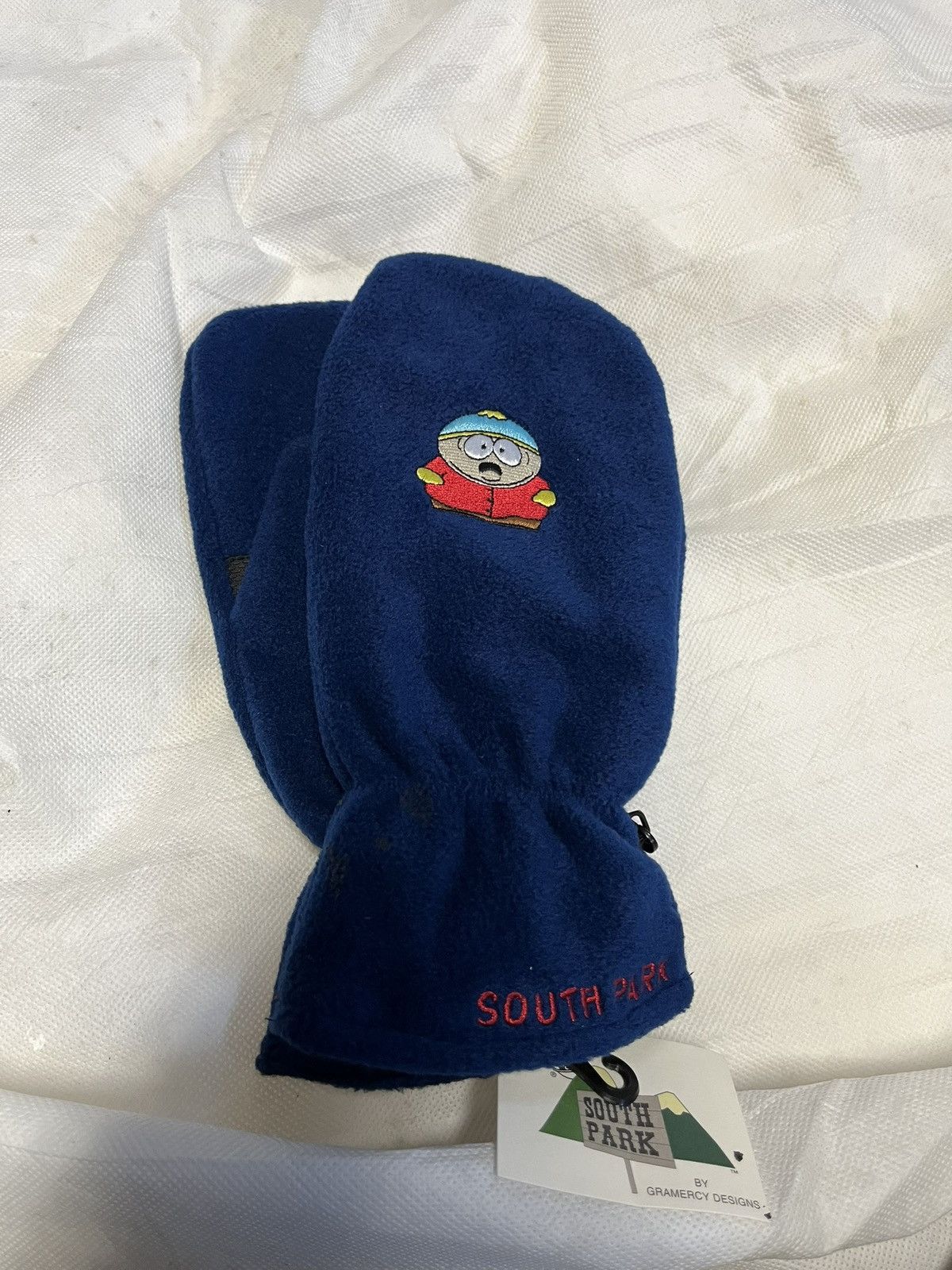 South Park Vintage 1998 Cartman Mittens Brand New w Tags