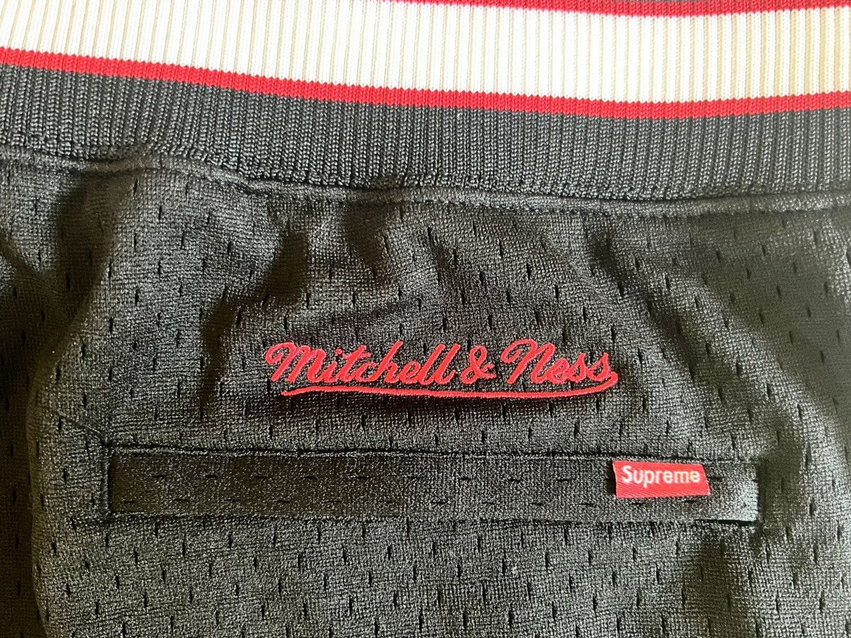 Mitchell & Ness × Supreme Supreme X Mitchell & Ness Black Mesh Basketball Shorts Sz M Size US 32 / EU 48 - 5 Thumbnail
