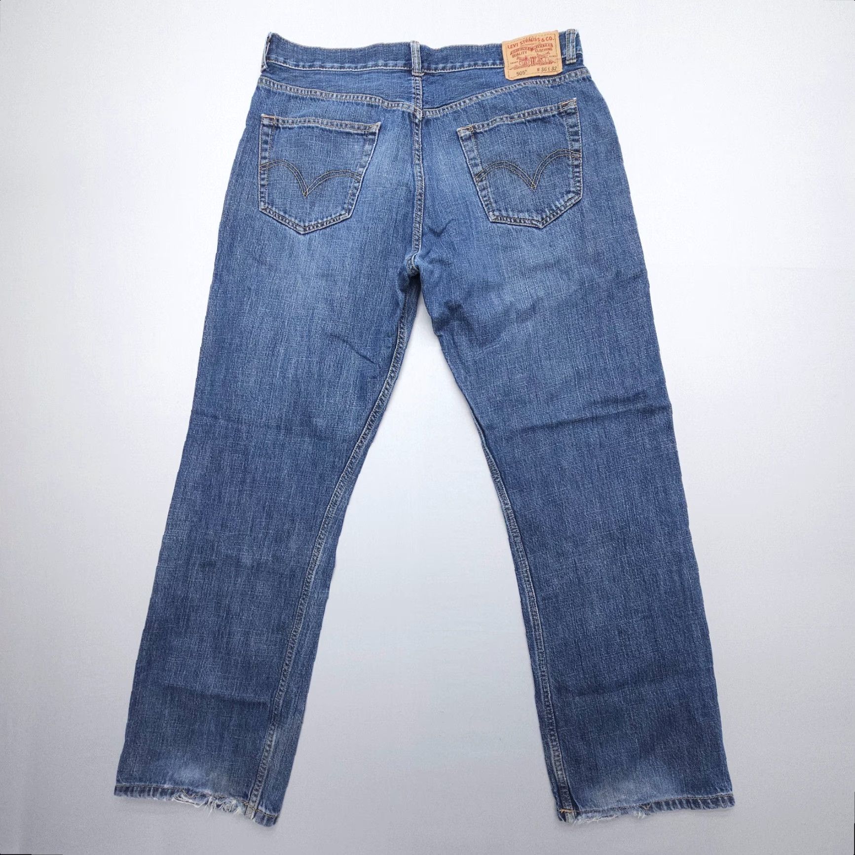 Levi's VINTAGE Levi's 505 Jeans Mens 36 x 32 Dark Fade Straight Regular Denim 5-Pocket 2000s Size US 36 / EU 52 - 2 Thumbnail