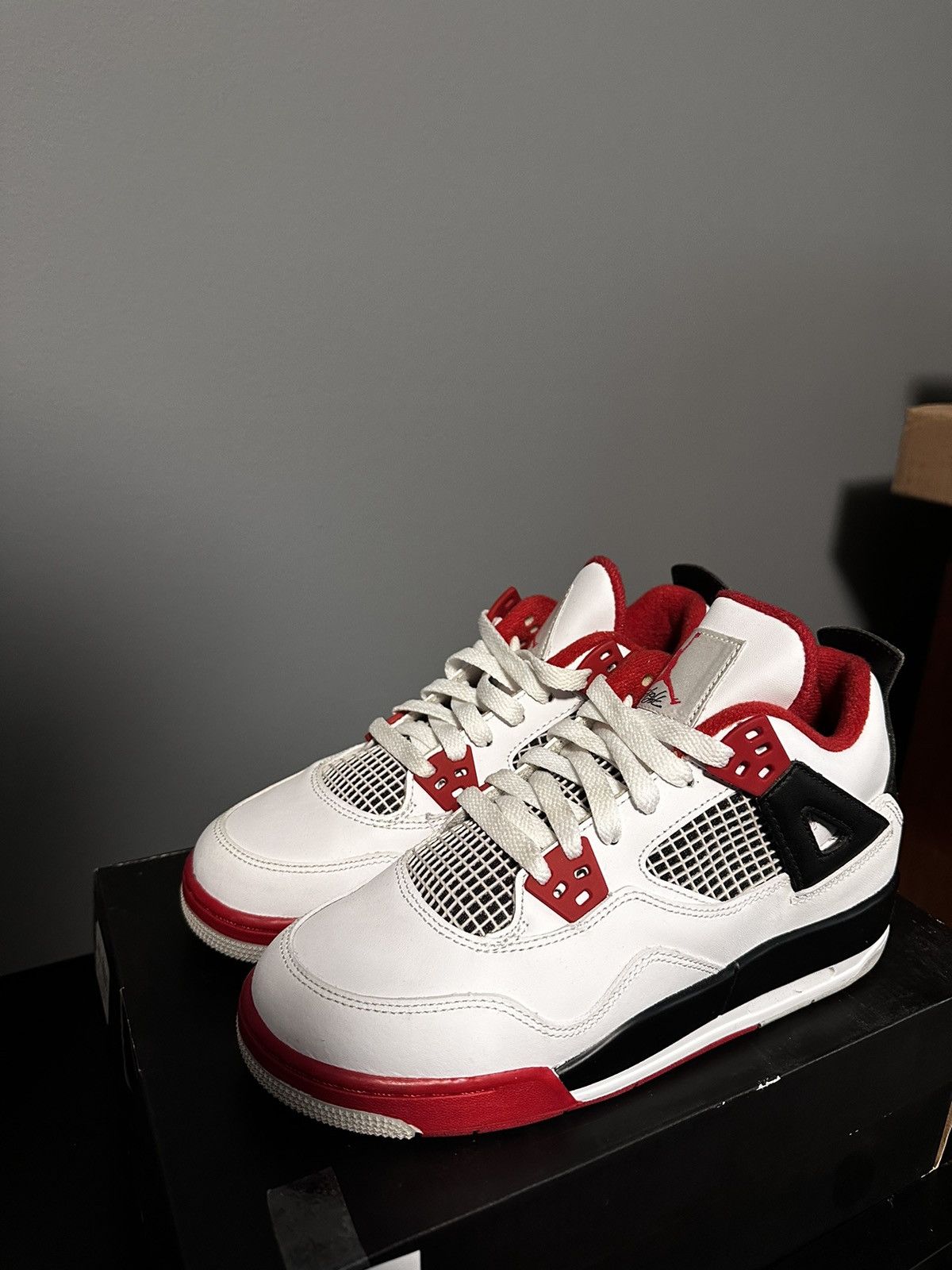 Air Jordan Retro GS Fire Red