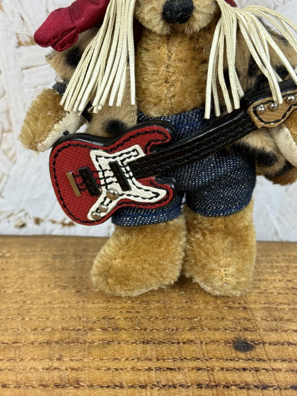 Prada Prada 2011 Limited Edition Guitar Rocker Bear Keyholder Size ONE SIZE - 2 Thumbnail
