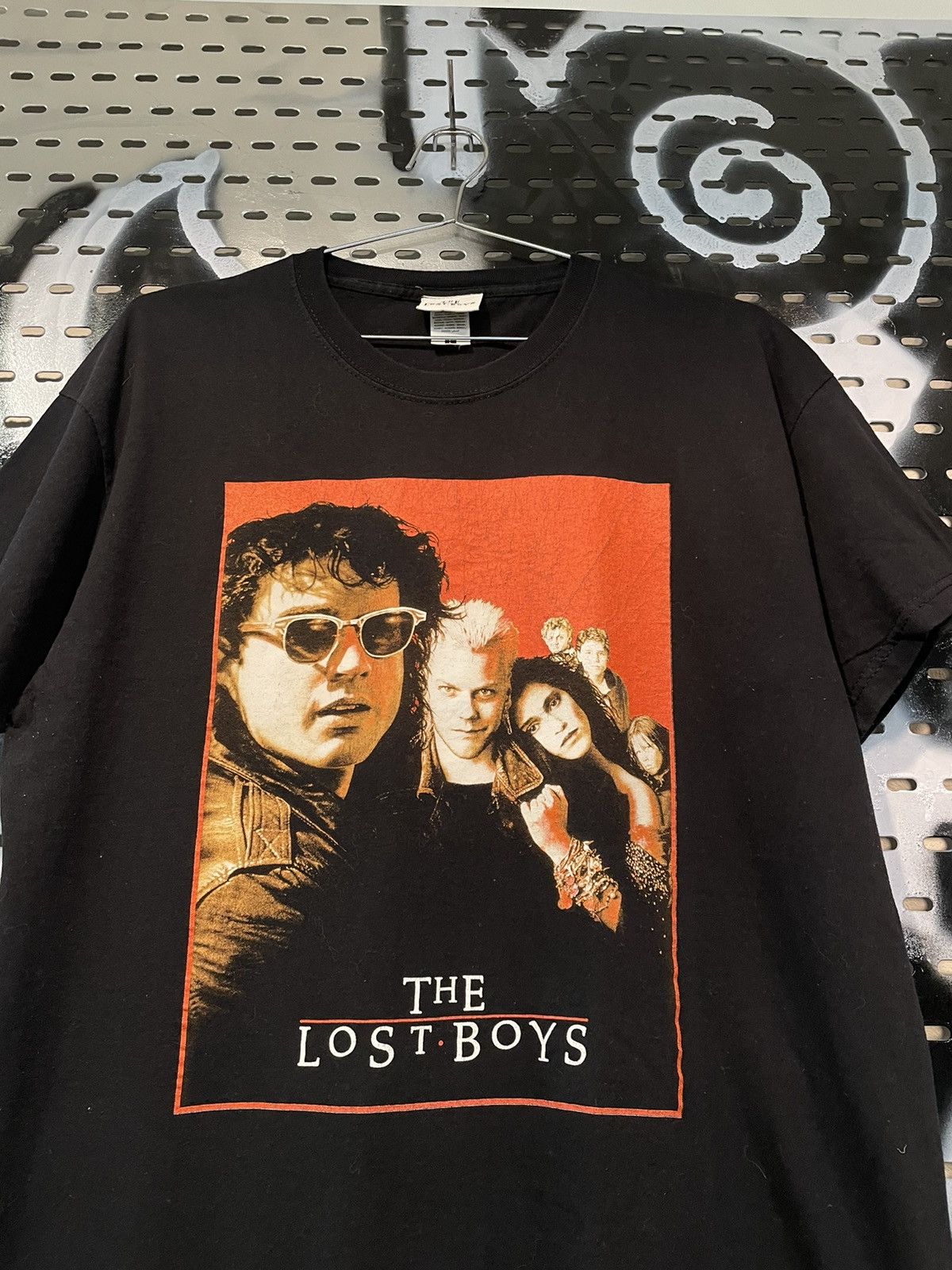 Vintage The Lost Boys Movies Shirt Size US L / EU 52-54 / 3 - 2 Thumbnail