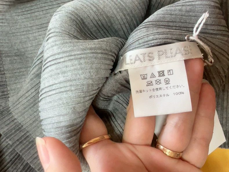 Issey Miyake issey miyake Grey high-necked ribbed top 2506-Nextarrow Size US L / EU 52-54 / 3 - 6 Thumbnail