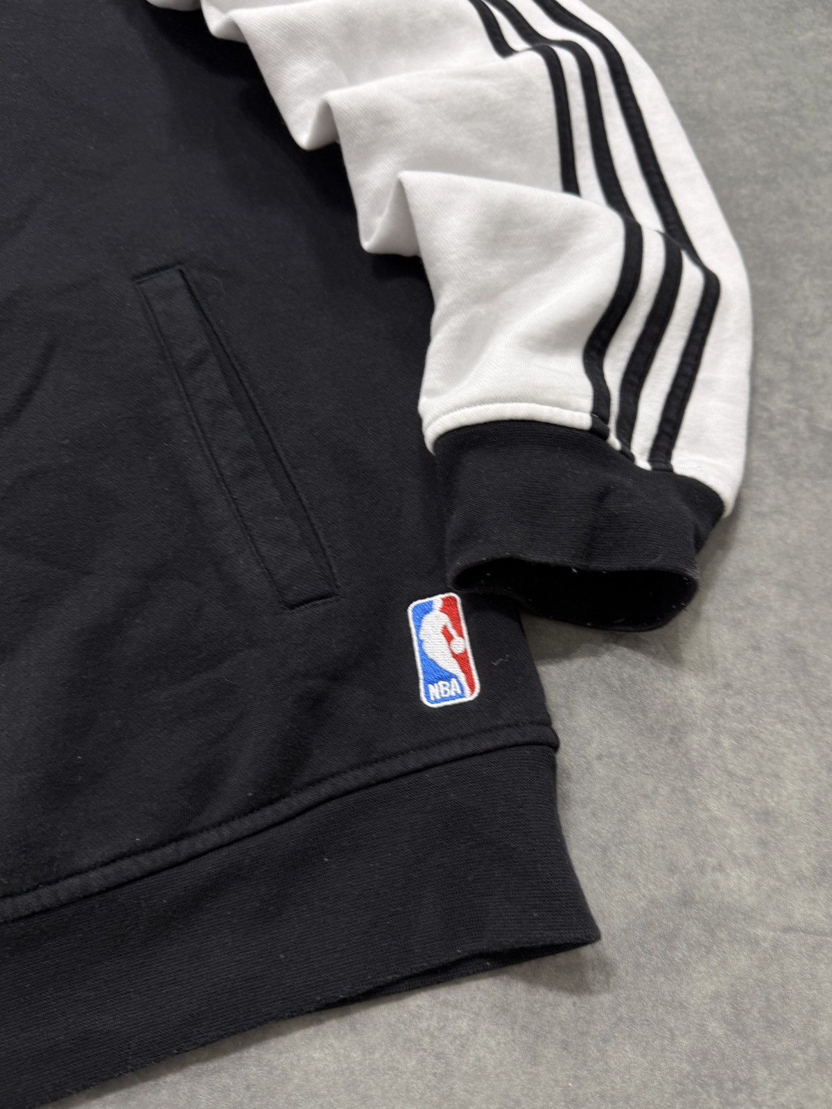 Adidas Adidas Brooklyn Nets black & white zip up hoodie #NBA Size US L / EU 52-54 / 3 - 6 Thumbnail