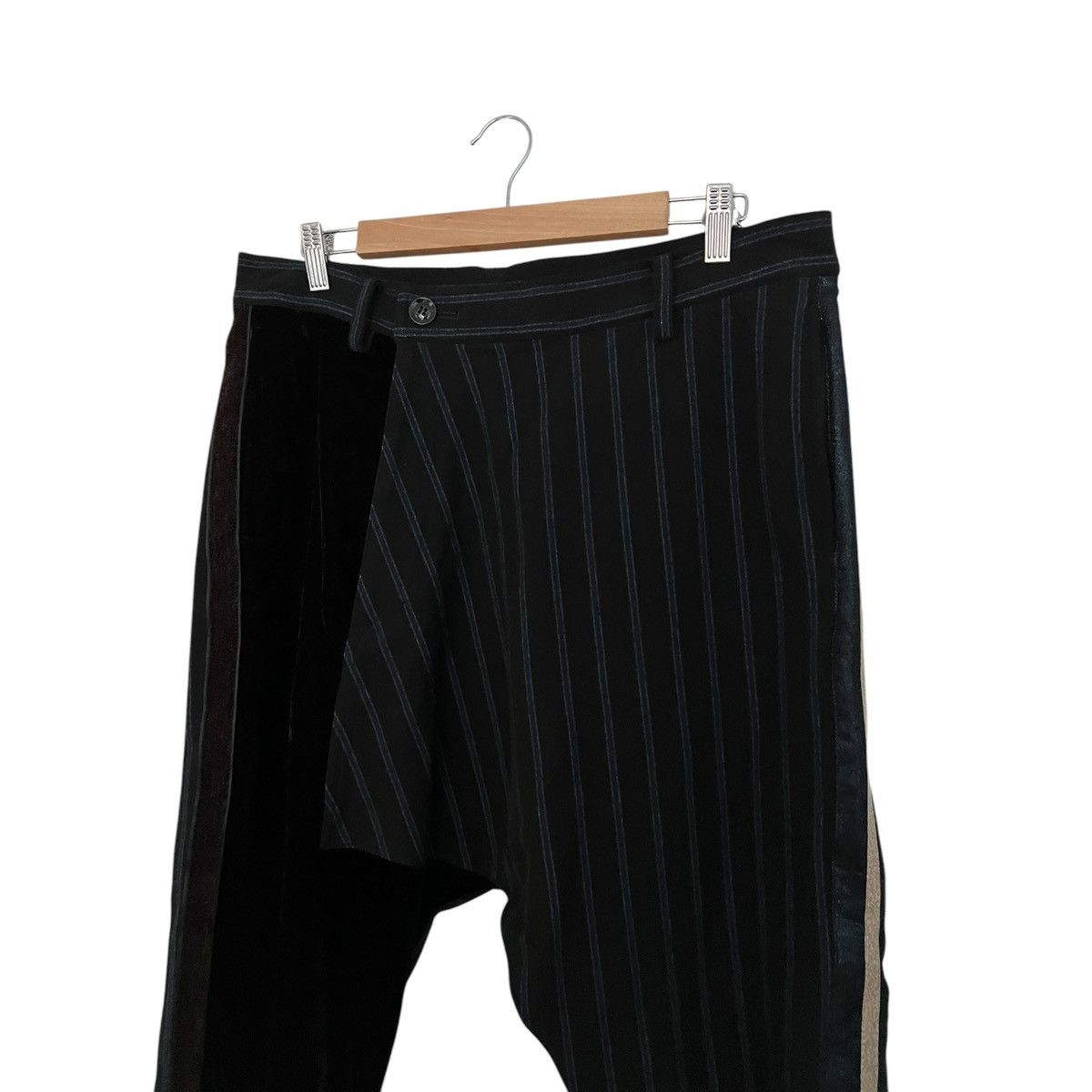 Share Spirit Homme Share spirit hybrid pinstripe sweat capris Size US 32 / EU 48 - 2 Thumbnail