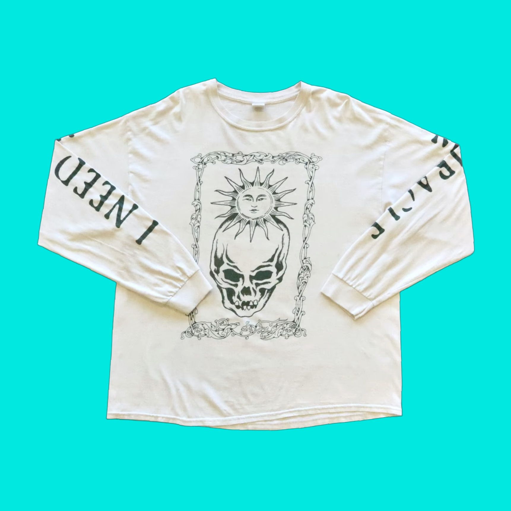 Gildan VINTAGE I Need A Miracle Longsleeve Tee Shirt XL White Mens Size US XL / EU 56 / 4 - 1 Thumbnail