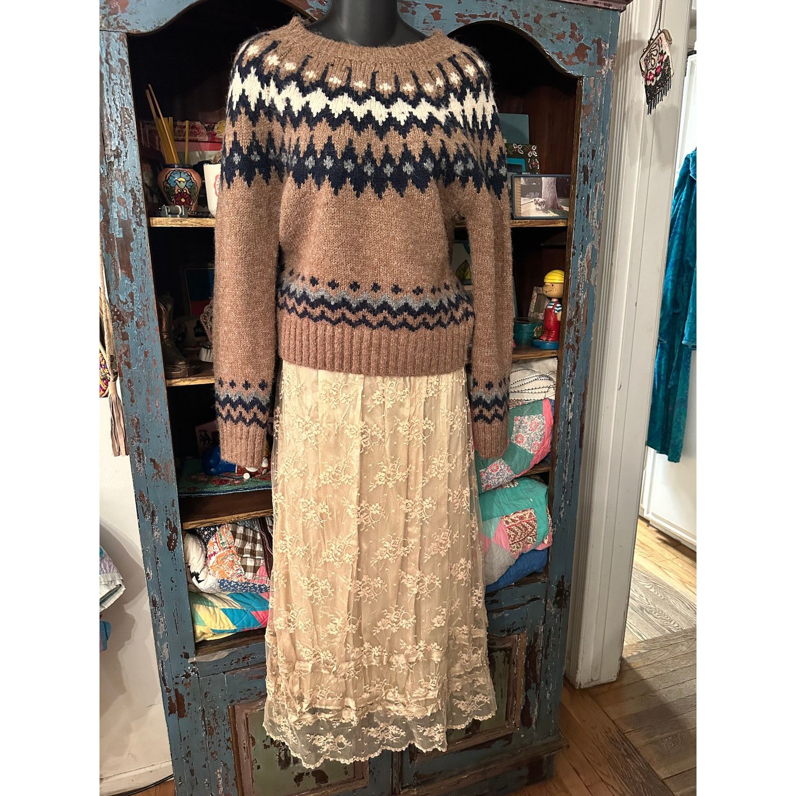Other NWT RETRO LACE SKIRT Size 30" / US 8 / IT 44 - 2 Thumbnail