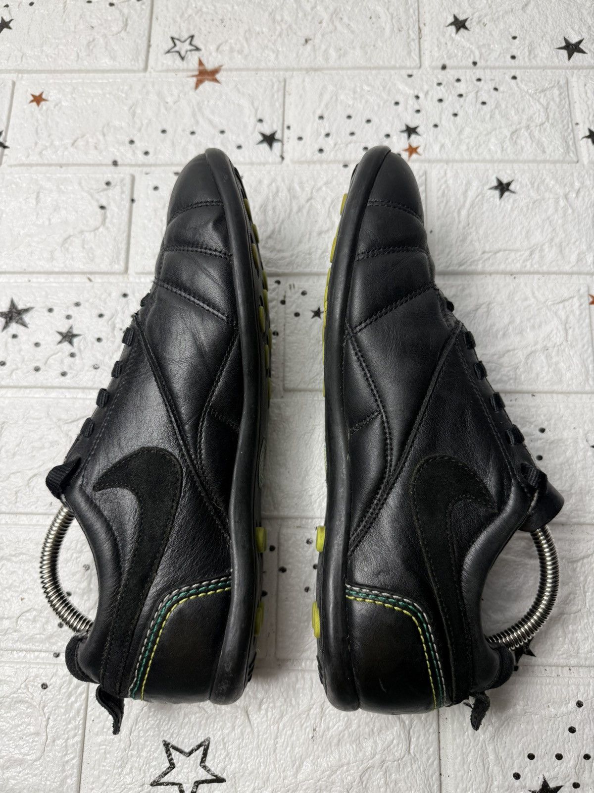 Nike Blokecore 07 Vintage Nike Ronaldinho Street US9 UK8 EUR42.5 Size US 9 / EU 42 - 7 Thumbnail