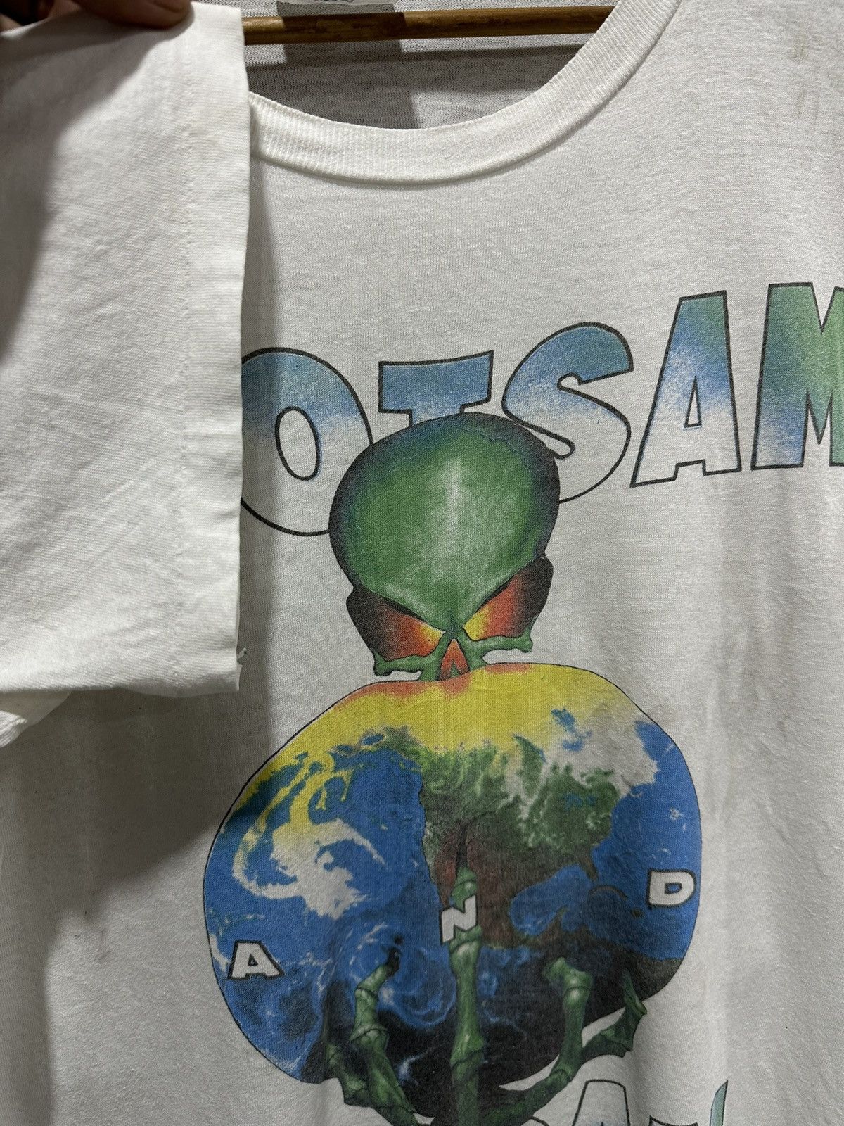 Band Tees Thrashed Vintage 90s Flotsam And Jetsam World Tour Tee Size US L / EU 52-54 / 3 - 9 Thumbnail