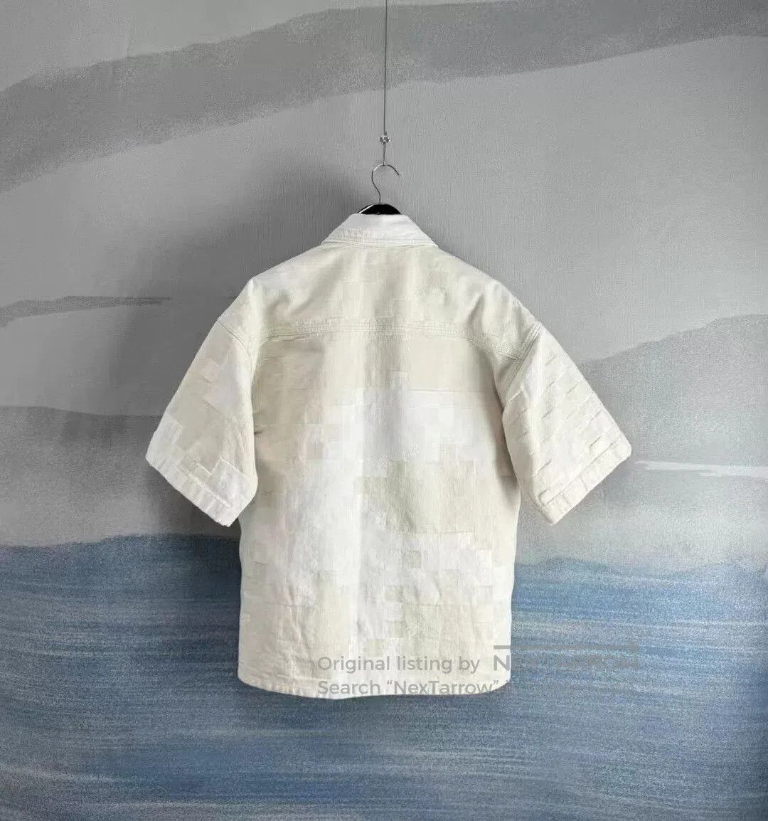 Louis Vuitton Louis Vuitton Beige Short Sleeve Button-Up Shirt. Size US XS / EU 42 / 0 - 3 Thumbnail