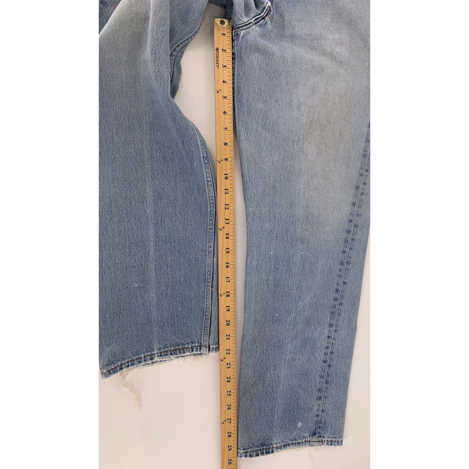 Levi's VTG Levi's 501 Button Fly 36x30" Jeans USA MADE Distressed Size US 36 / EU 52 - 15 Thumbnail
