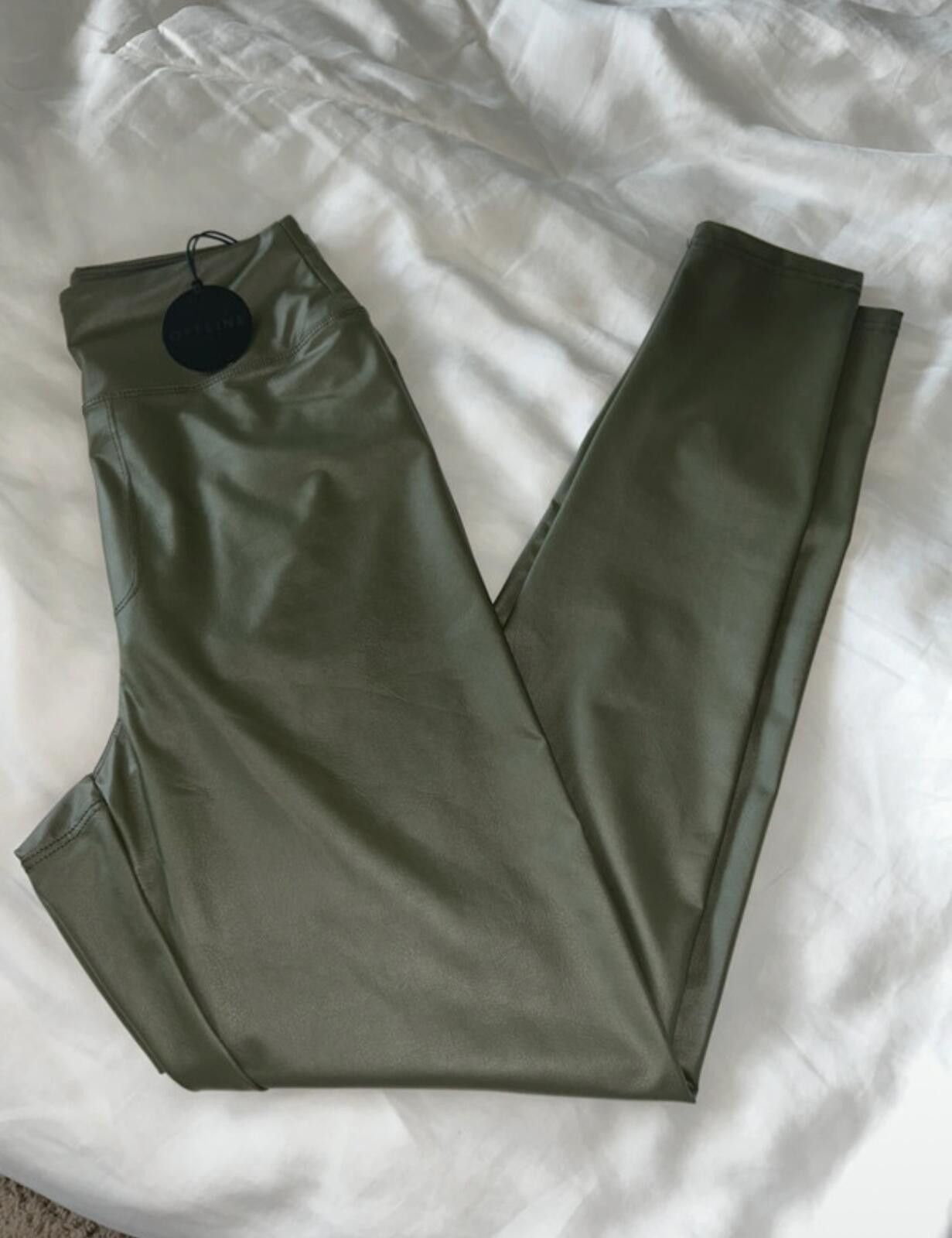 Other Aerie OFFLINE Real Luxe Olive Faux Leather Leggings NWT Size 32" / US 10 / IT 46 - 1 Thumbnail