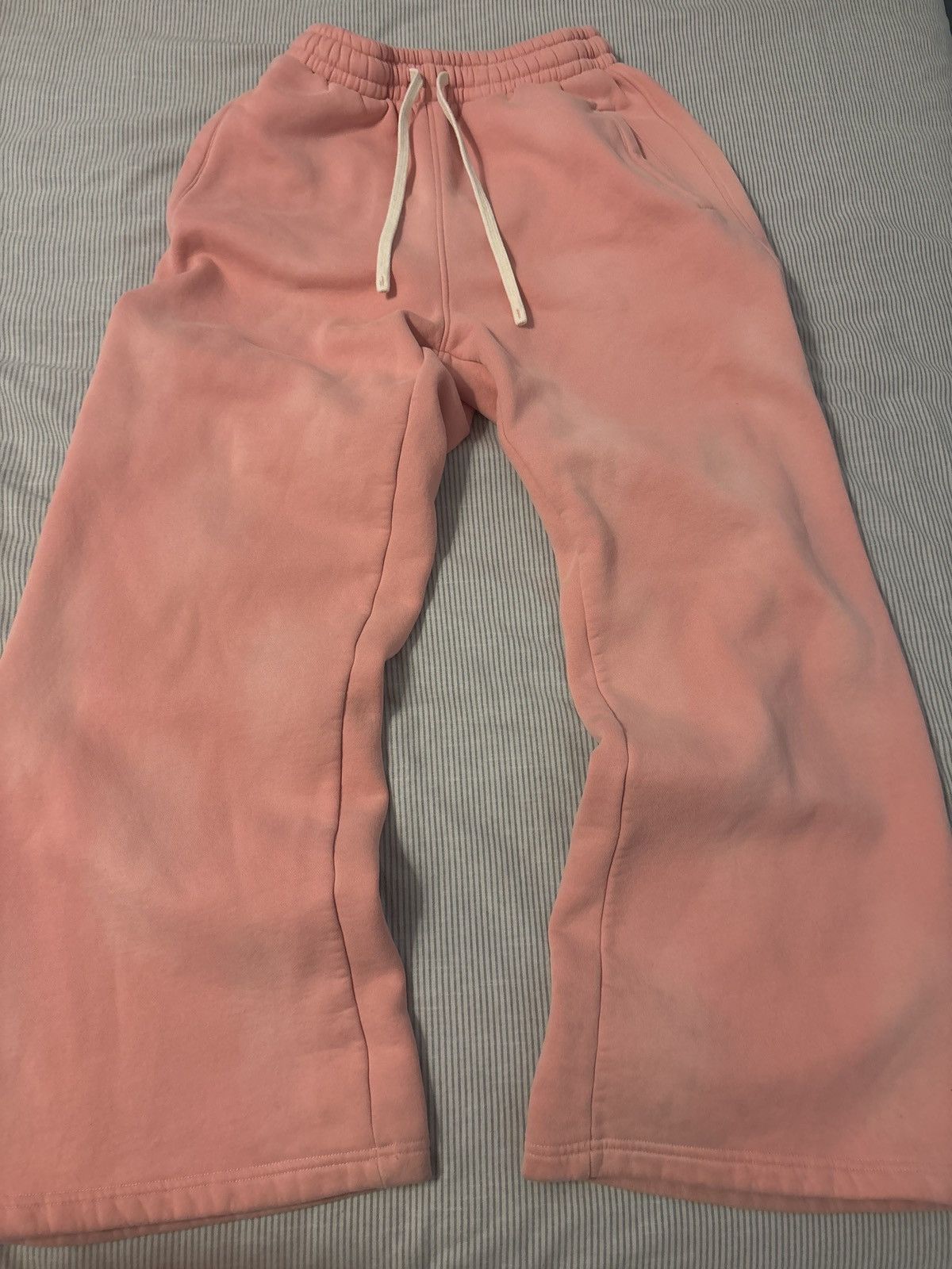 Baggy Pink Acid Washed Sweatpants🩷