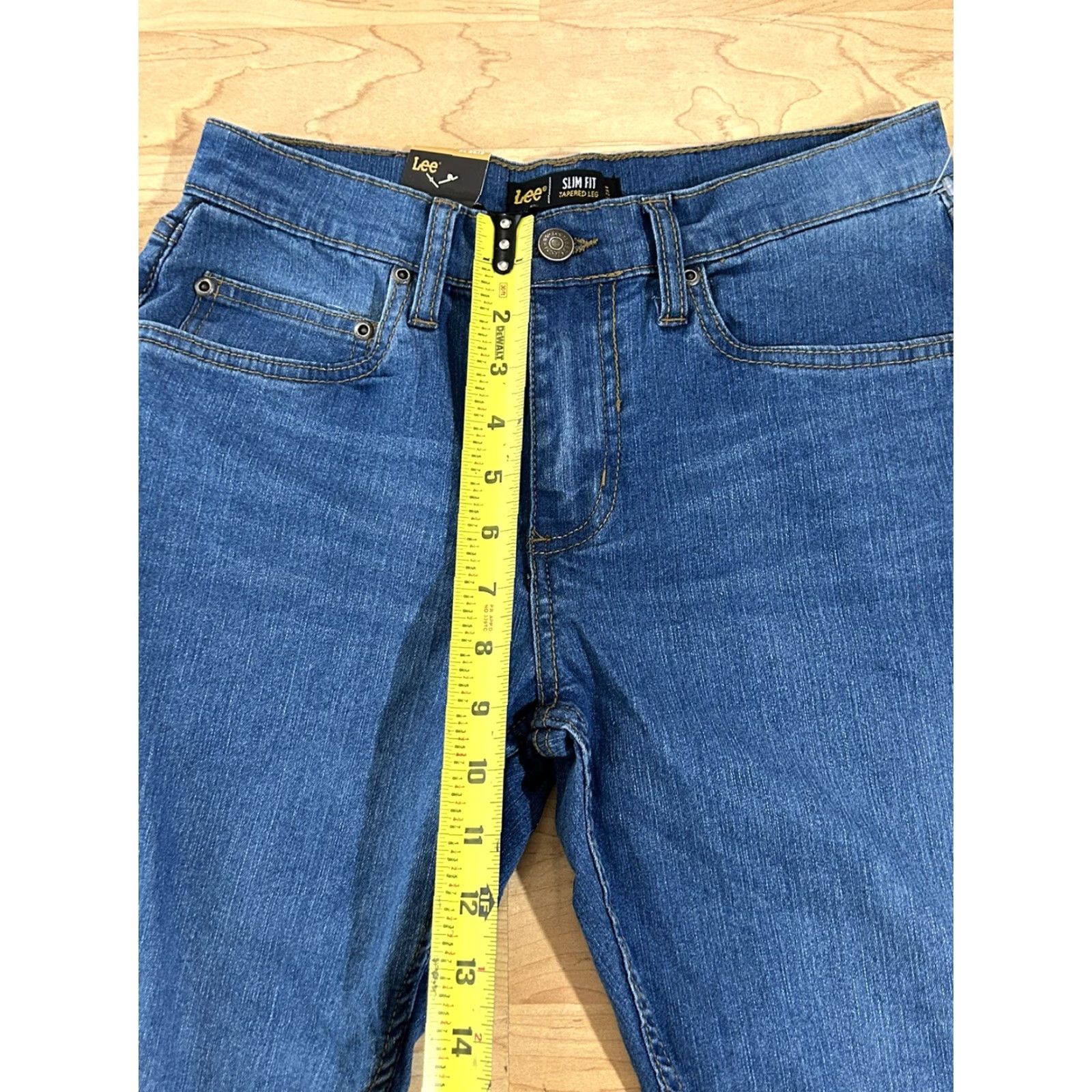 Lee Lee Slim Fit Jeans Women Tug SlimTapered Leg Stretch Blue 16 Regular Denim Cotton Blend Spandex Stretch Adjustable Waistband Womens/ Lee Jeans Size 38" / US 16 / IT 52 - 4 Thumbnail