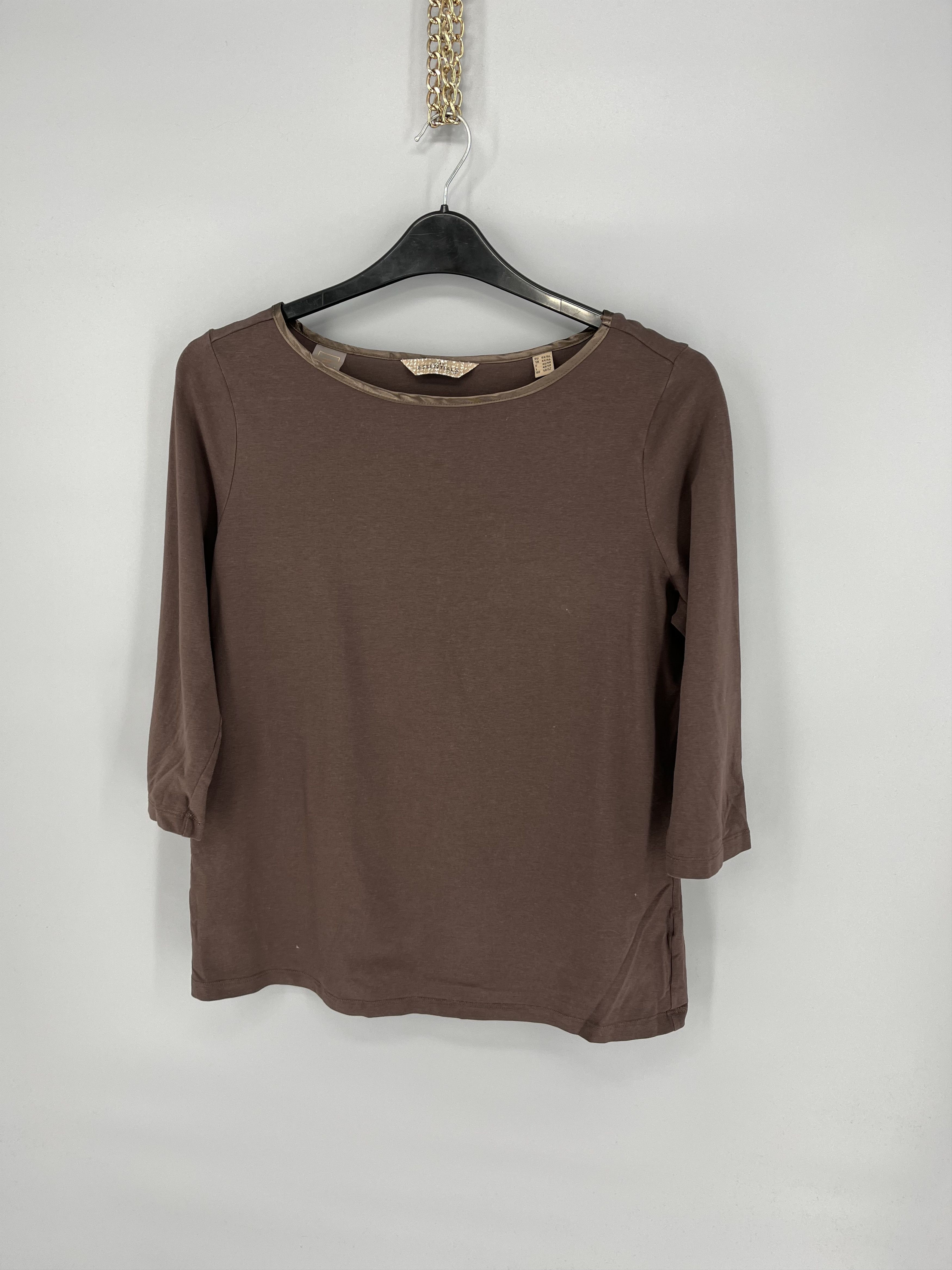 Vintage Vintage Fear of God Essentials Crew Neck Long Tshirt Tan Size XL / US 12-14 / IT 48-50 - 3 Thumbnail