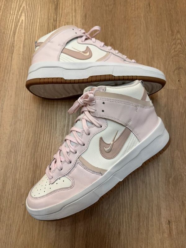 Nike Dunk High Rebel Rose Oxford Up Sail Pink size 42,5