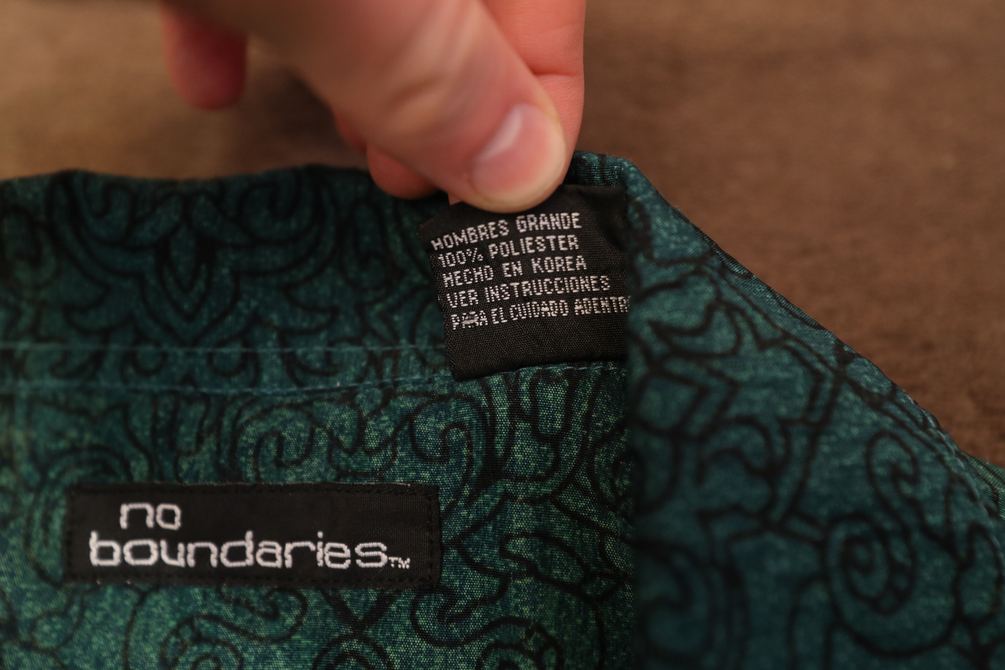 Vintage Vintage No Boundaries Y2K Dragon Short Sleeve Button Up (L) Size US L / EU 52-54 / 3 - 10 Thumbnail