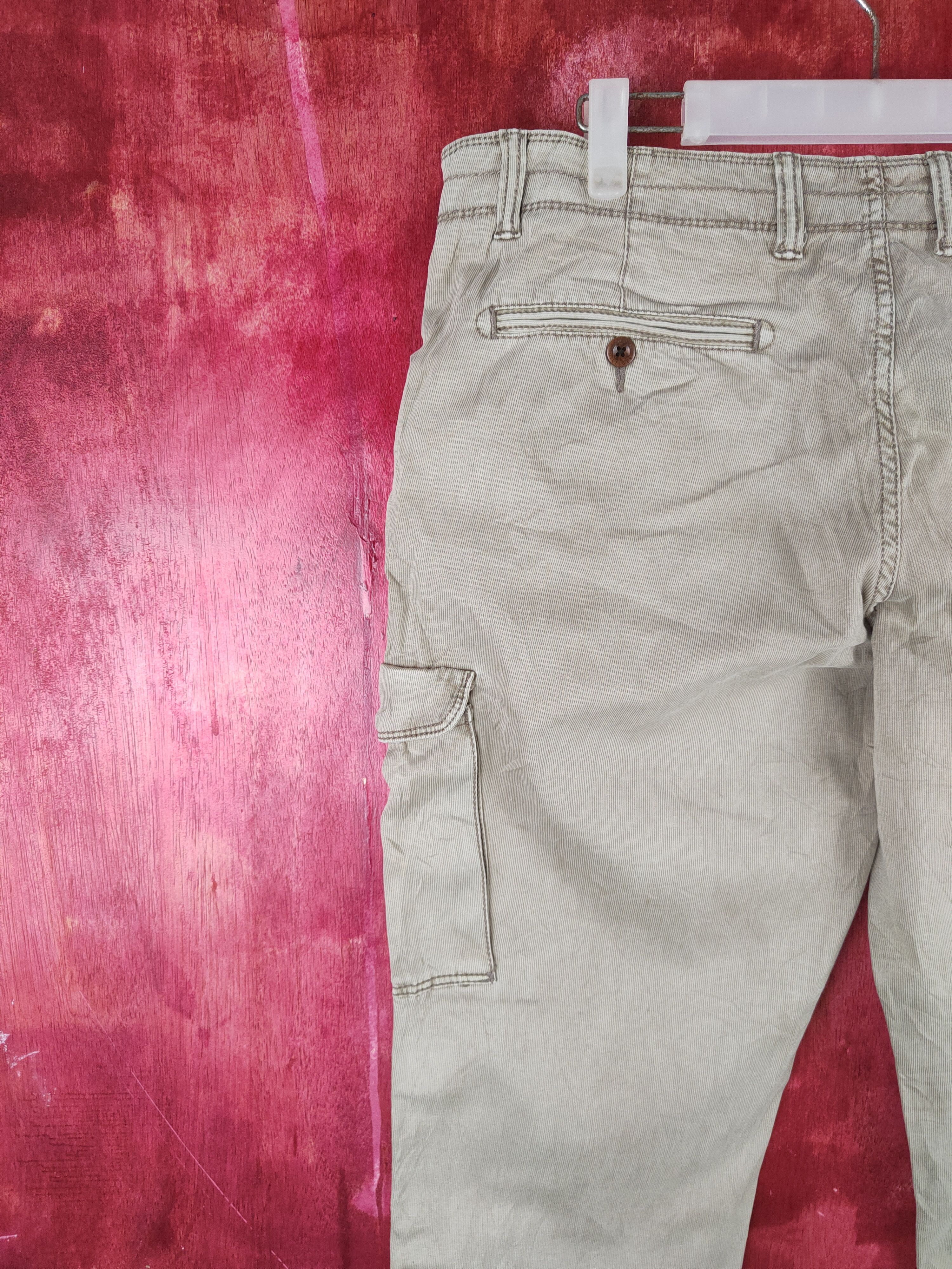 Japanese Brand Tommy Hilfiger Beige Faded Multipocket Cargo Pants #S1326 Size US 34 / EU 50 - 9 Thumbnail