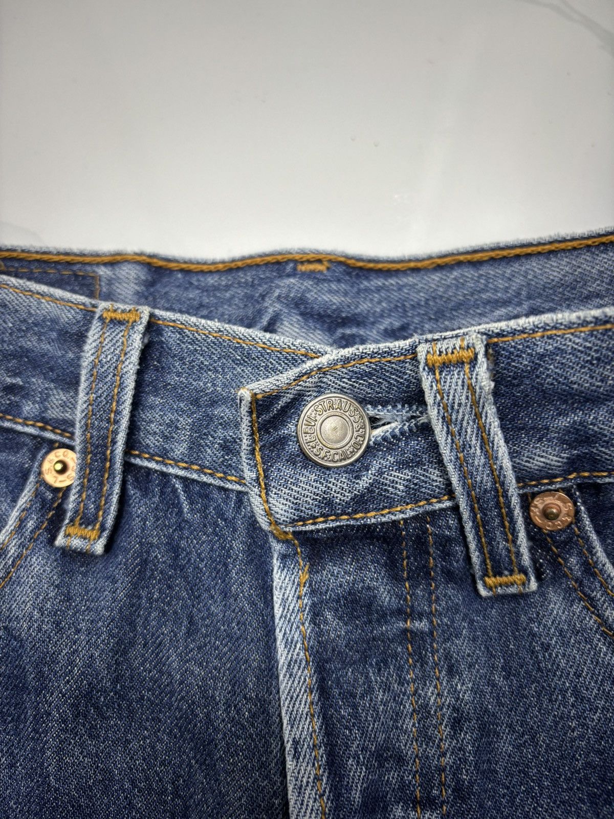 Levi's Vintage Levis 501 USA Blue Distressed Denim Jeans Size US 27 - 10 Thumbnail