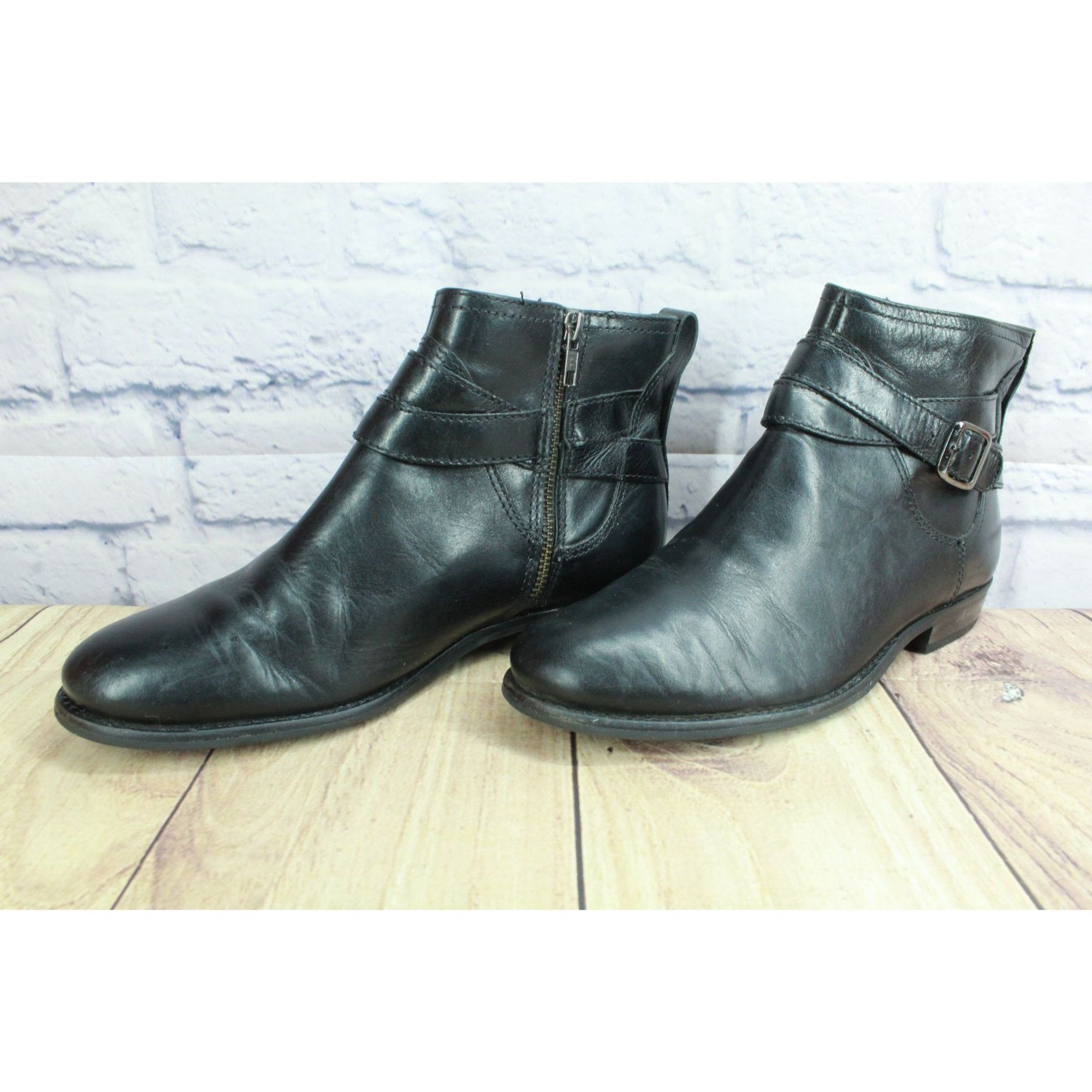 L.L. Bean LL Bean Black Leather Buckle Side Zip Ankle Booties Size US 8.5 / IT 38.5 - 2 Thumbnail