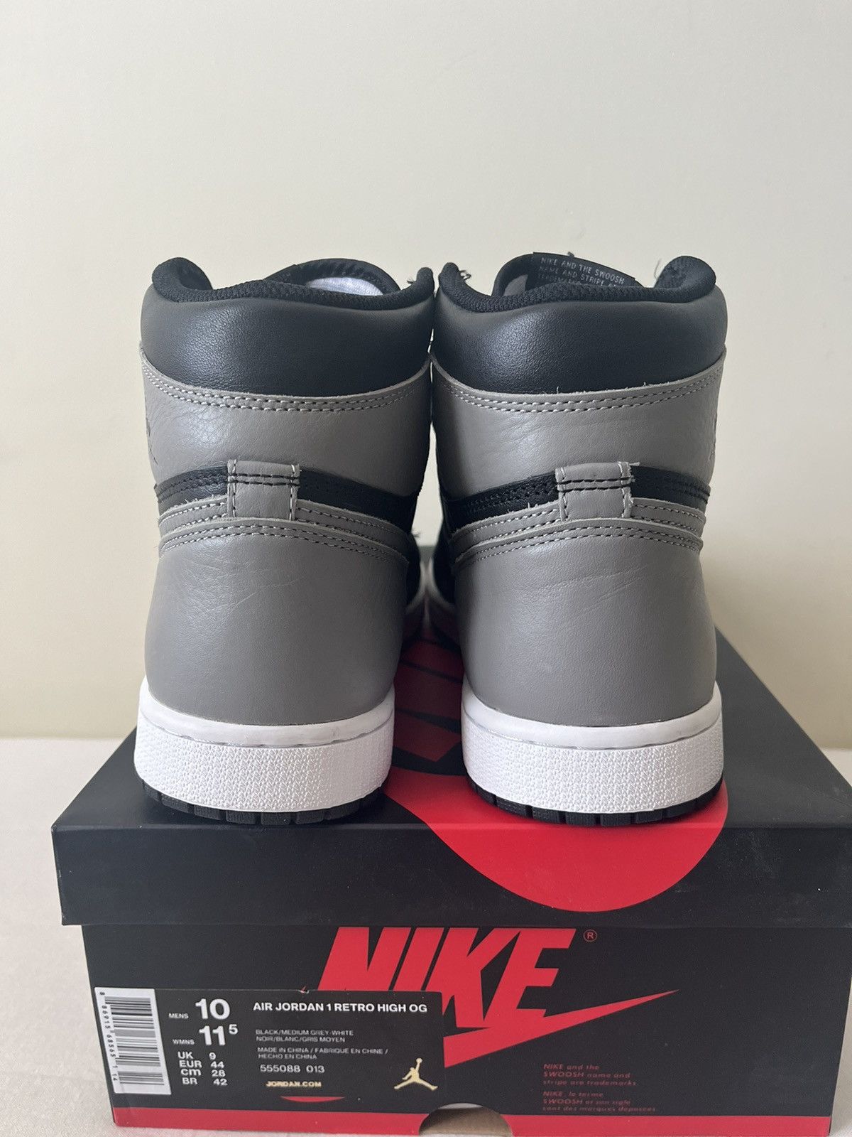 Nike 2018 Nike Air Jordan 1 Shadow Retro Size US 10 / EU 43 - 4 Thumbnail