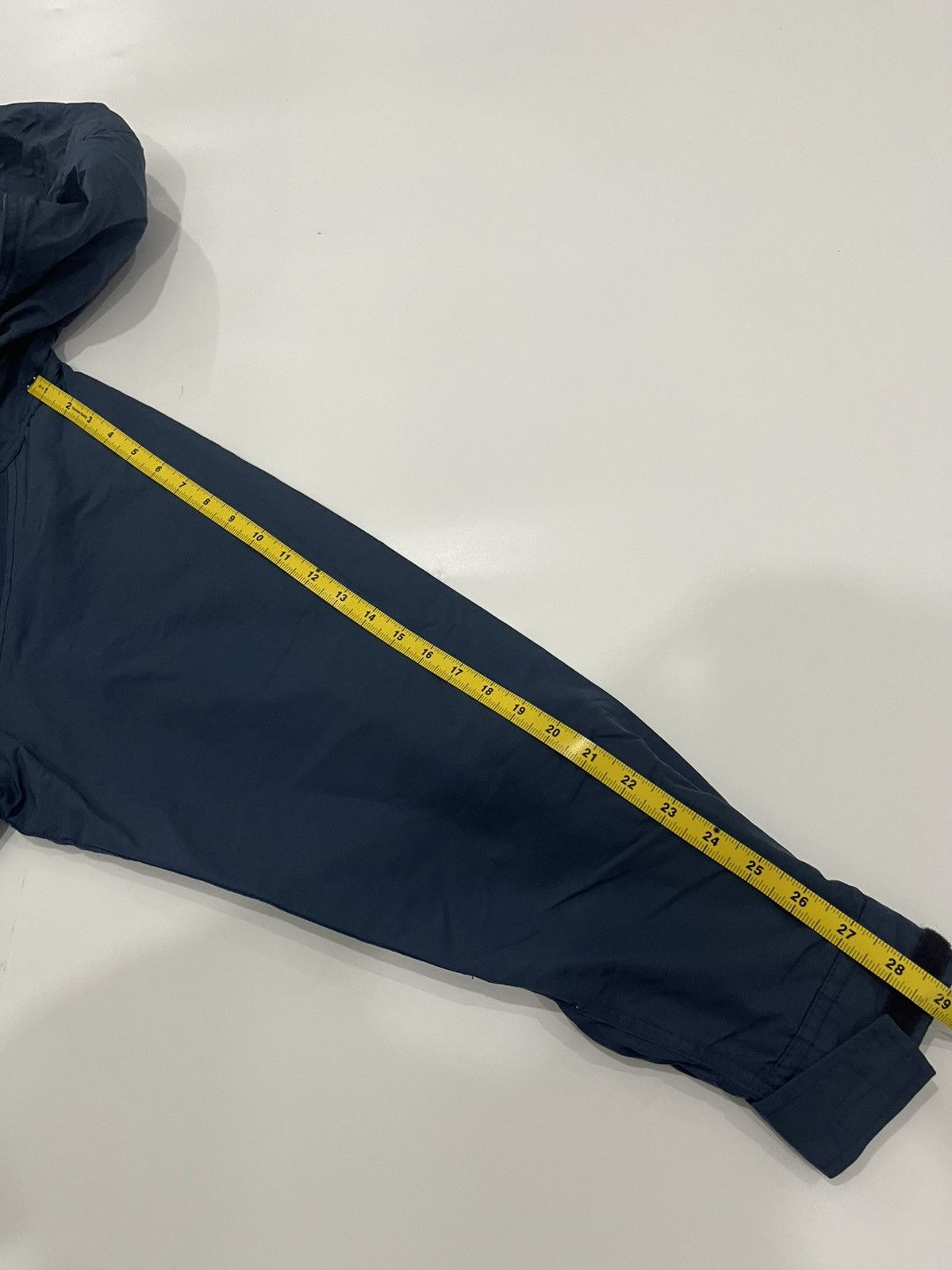 The North Face This is a vintage The North Face down parka in blue with Size US L / EU 52-54 / 3 - 15 Thumbnail