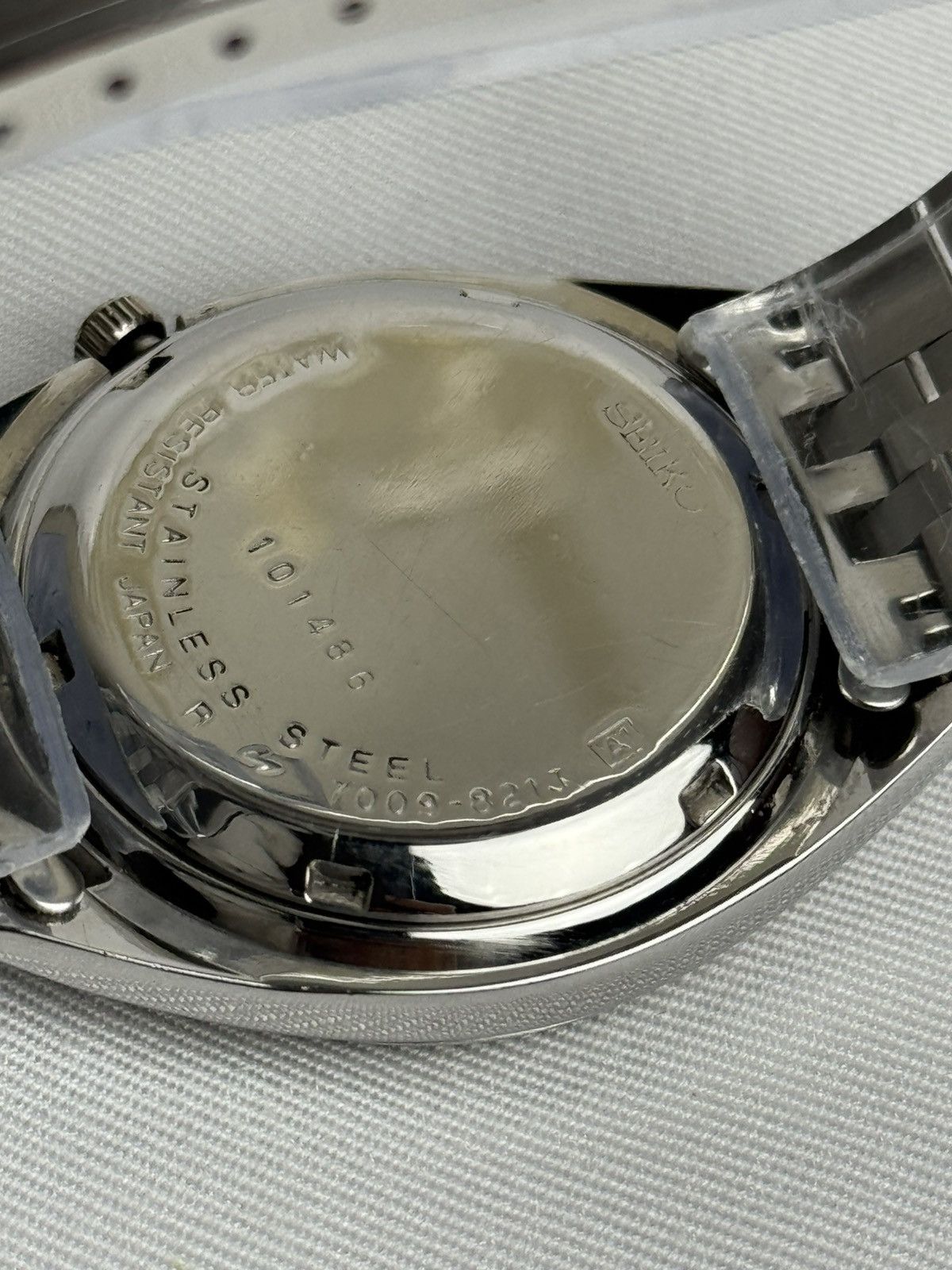 Seiko Seiko 5 7009-Japan Auto |salmon Dial | Day & Date Size 36 - 12 Thumbnail