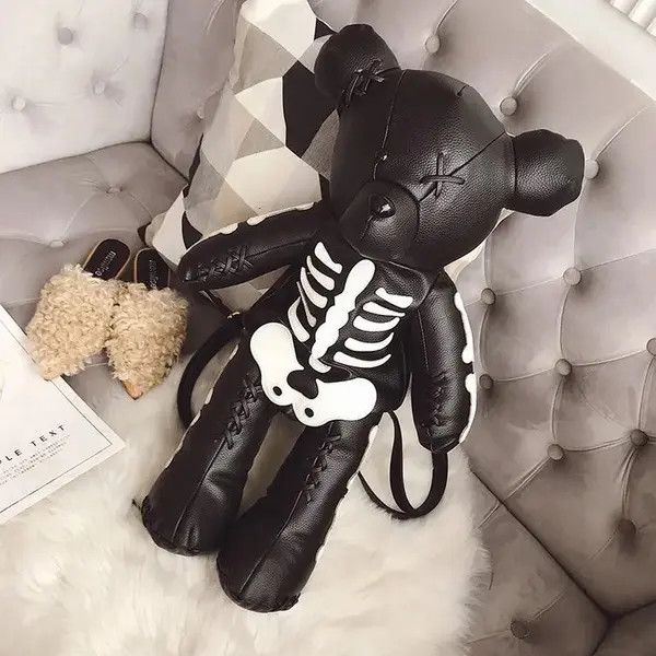 Designer × Japanese Brand Black Skeleton Bear Backpack Bag Size ONE SIZE - 4 Thumbnail