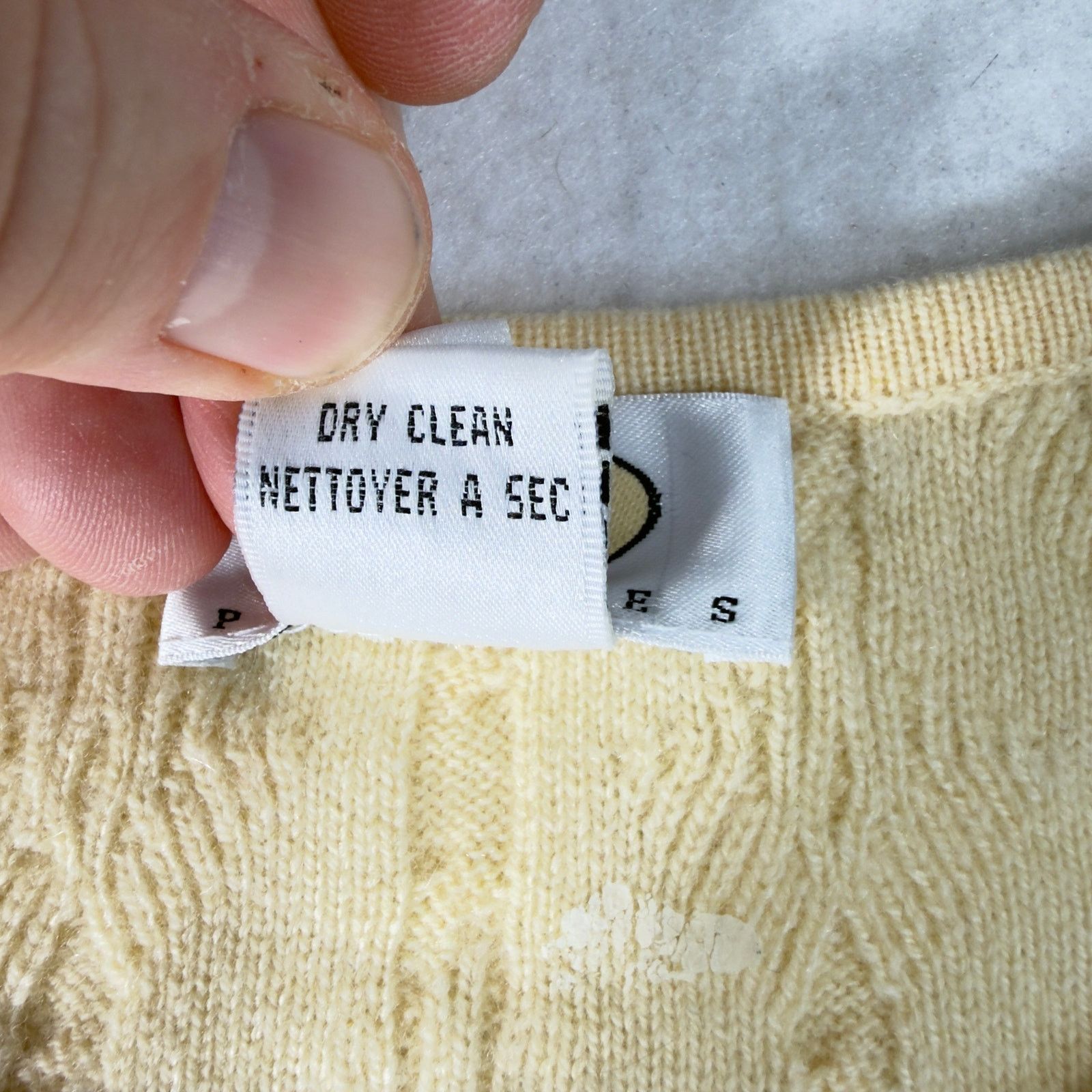 Talbots Talbots Petite 100% Cashmere Yellow Cable Knit Sweater Sz P Size ONE SIZE - 6 Thumbnail