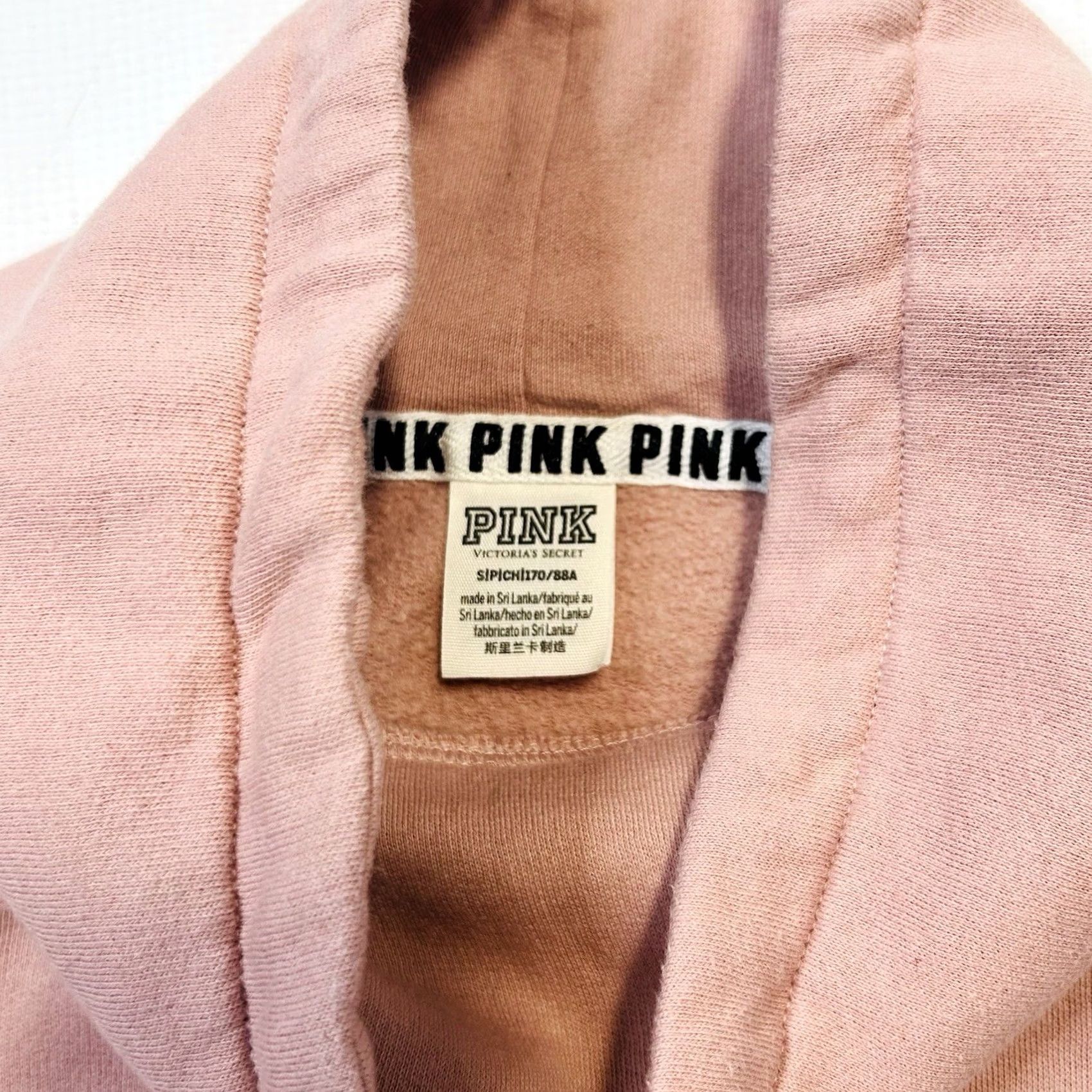 Victoria's Secret VINTAGE Victoria's Secret Pink Sweatshirt Pullover Cowl Neck Womens Size Small Size S / US 4 / IT 40 - 4 Thumbnail
