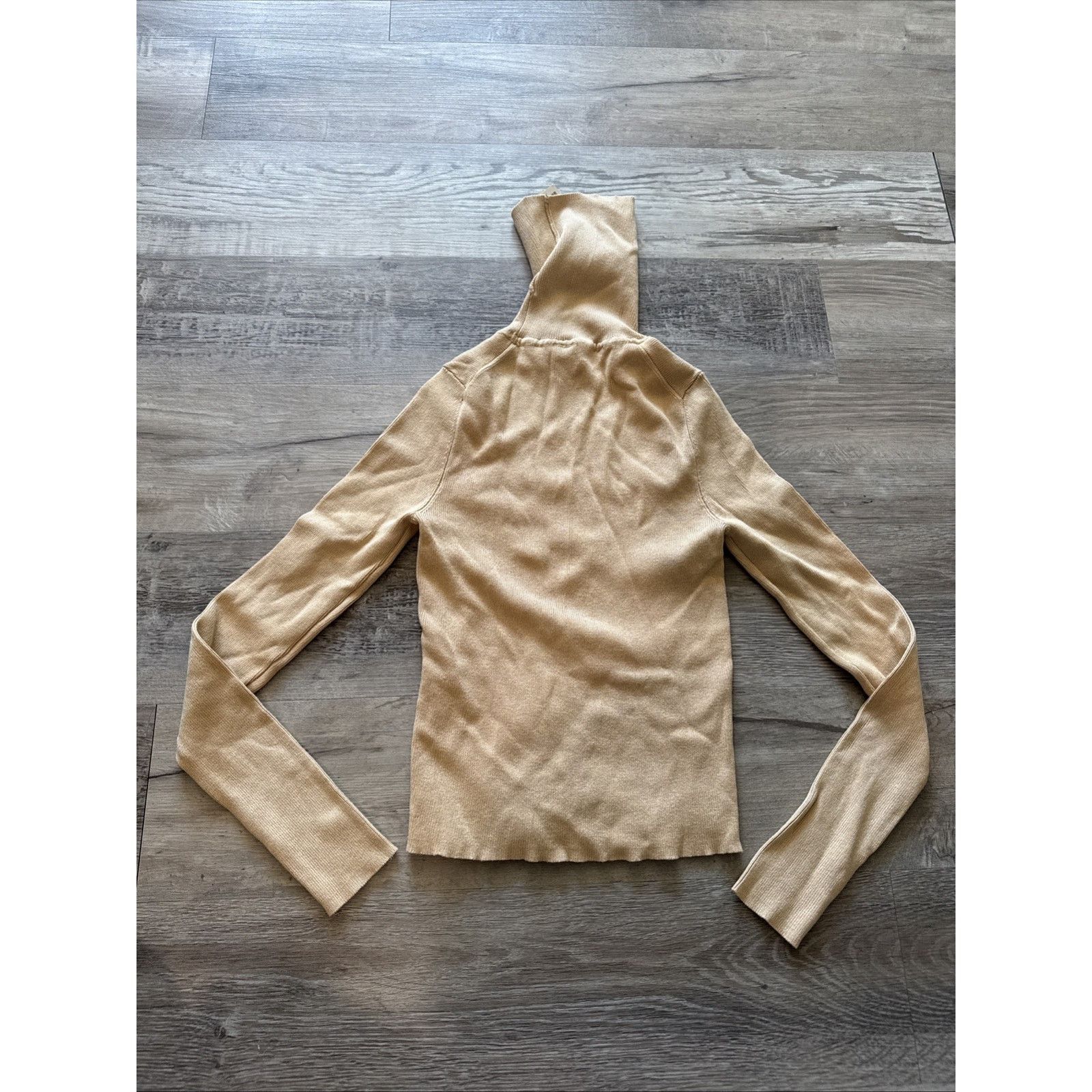Zara Zara Women Cropped Turtleneck Long Sleeve Beige Top Size S Size S / US 4 / IT 40 - 6 Thumbnail