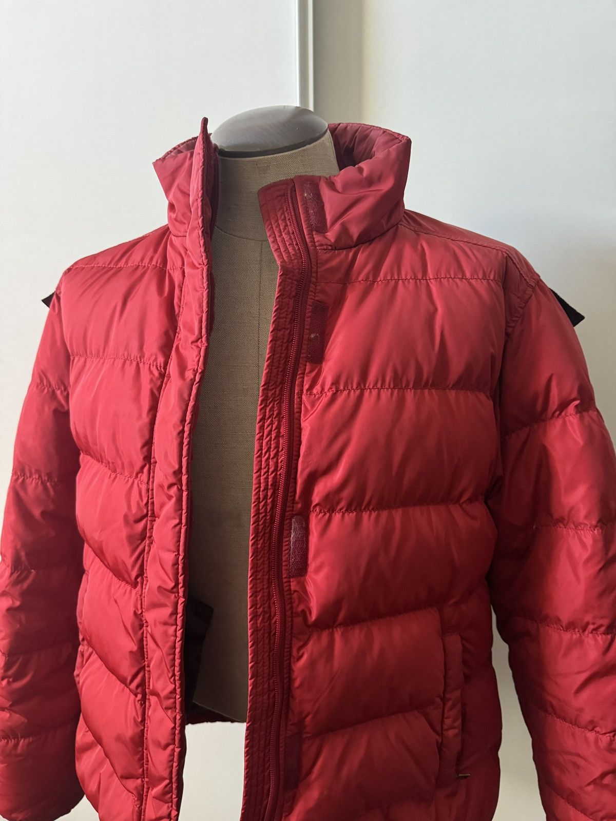 Prada Prada Sport Linea Rossa down-filled two-tone puffer jacket Size US M / EU 48-50 / 2 - 5 Thumbnail