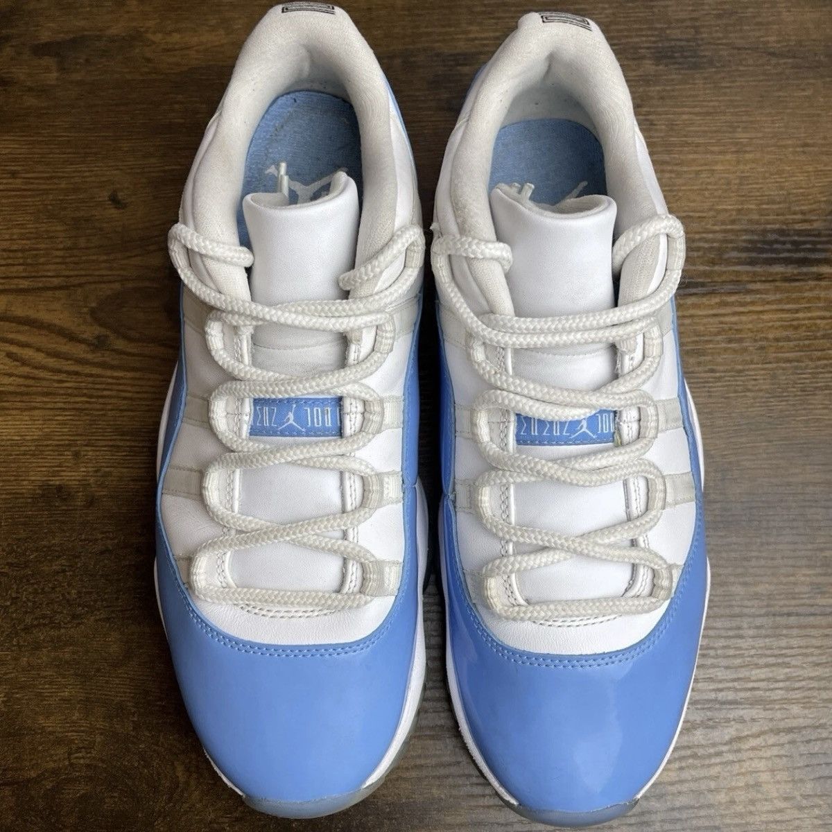 Jordan Brand Jordan 11 Retro Low University Blue 2017 528895-106 UNC Rare Size US 10 / EU 43 - 5 Thumbnail