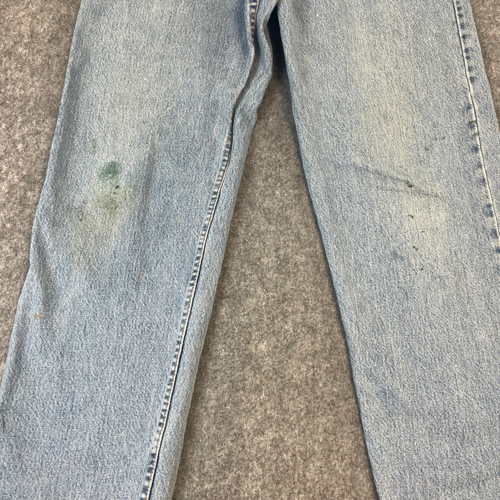 Levi's VINTAGE Levi's 618 Jeans Mens Regular Straight 31 Light Wash Blue 90s UK Made Jeans Size US 31 - 3 Thumbnail