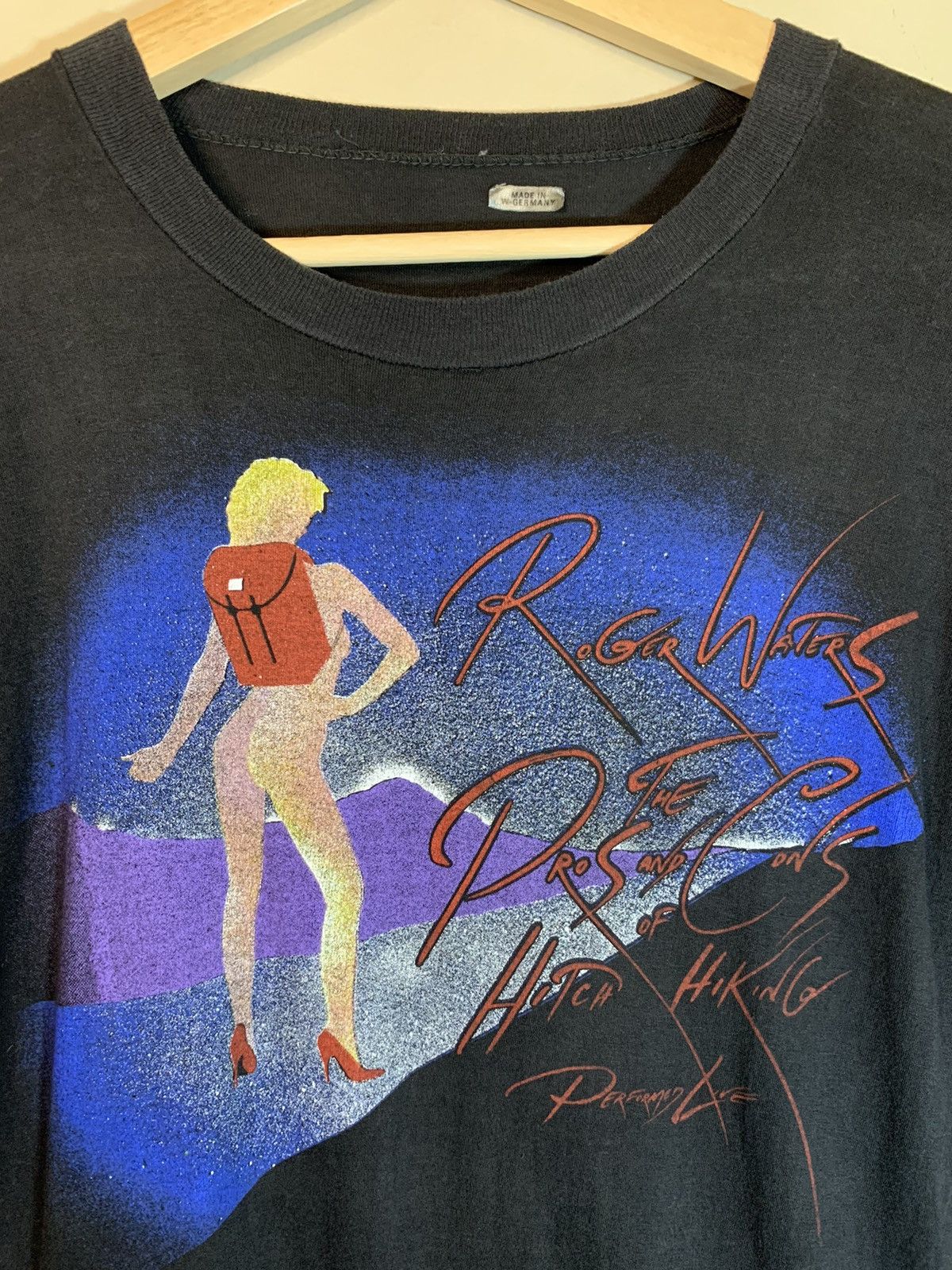 Band Tees × Pink Floyd × Vintage RARE* Vintage 1984 Roger Waters Pros Cons Hitch Hiking Shirt Size US L / EU 52-54 / 3 - 3 Thumbnail