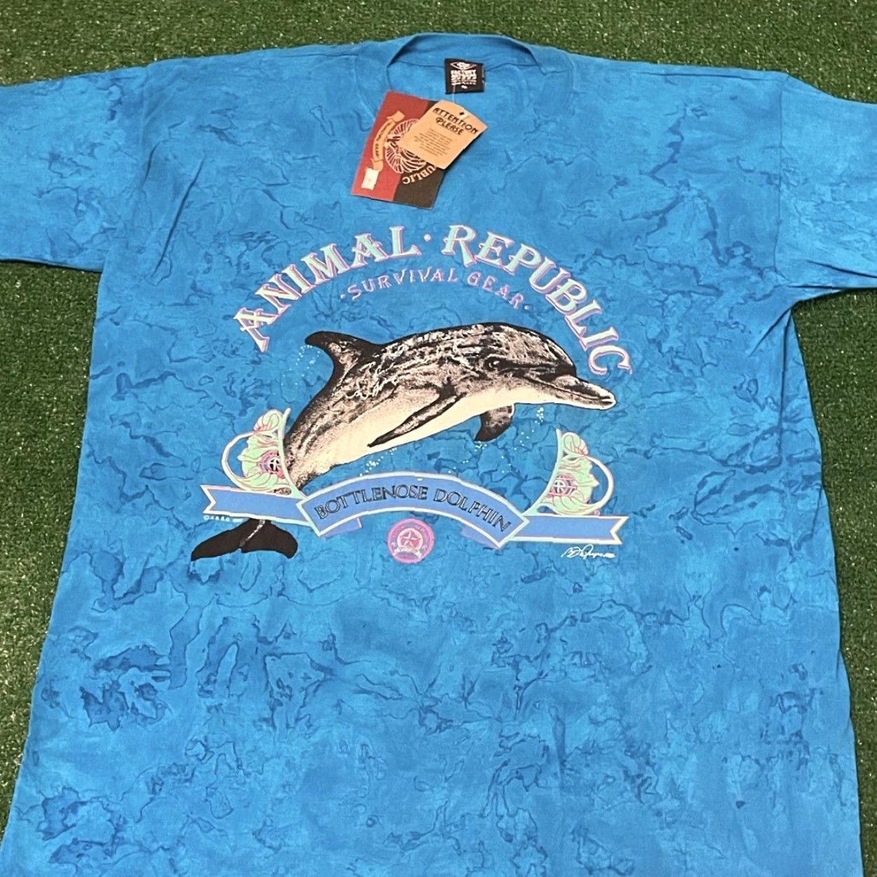 Vintage VINTAGE 90s Bottlenose Dolphin Tie Dye Nature Animal Republic Shirt XL Men Blue 1990s 1992 T-Shirt Size US XL / EU 56 / 4 - 3 Thumbnail