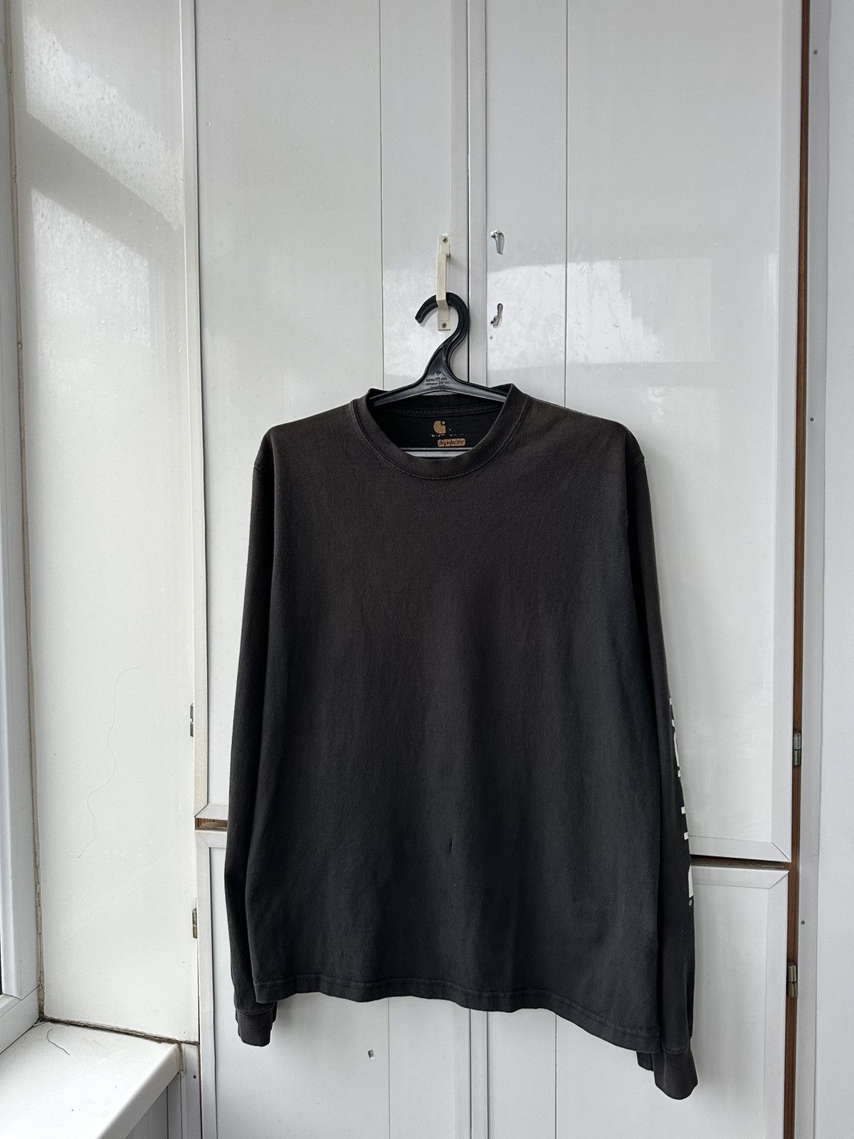 Carhartt Vintage Carhartt LongSleeve Distressed Hand Logo Size US L / EU 52-54 / 3 - 3 Thumbnail