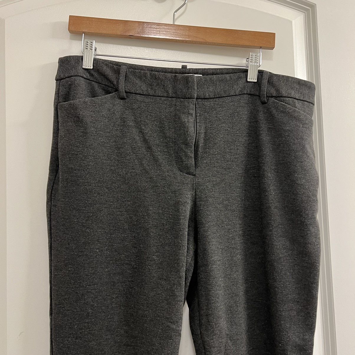 Other Liz Claiborne Emma Size 12 Gray Dress Pants Ankle Office Size 34" / US 12 / IT 48 - 2 Thumbnail