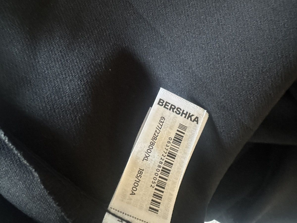 Bershka Premium Shirt in Black Size US XL / EU 56 / 4 - 5 Thumbnail