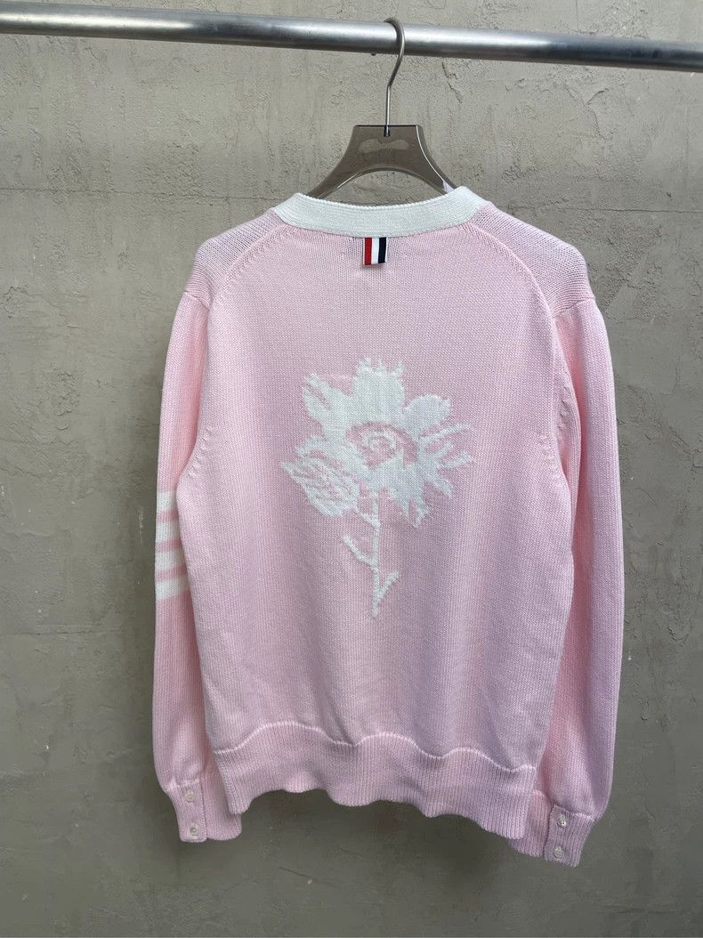 Thom Browne Thom browne Cherry blossom pink back flower four-striped kn Size S / US 4 / IT 40 - 2 Thumbnail