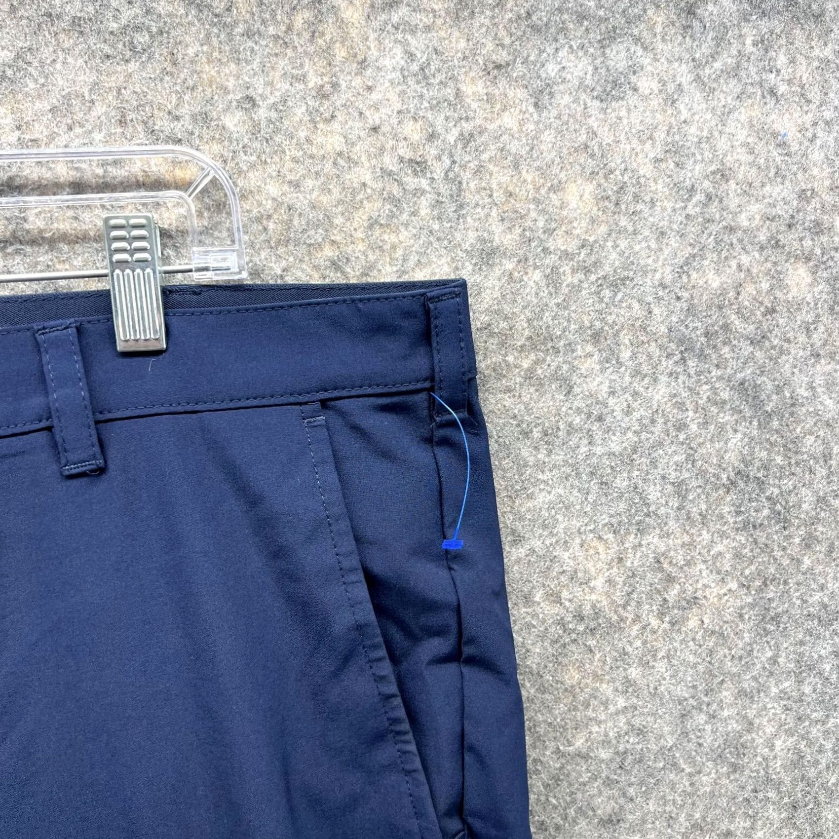 Izod IZOD Pants Men 40x29 Adult Blue Navy Chino Pleated Casual Polyester Size US 40 / EU 56 - 5 Thumbnail