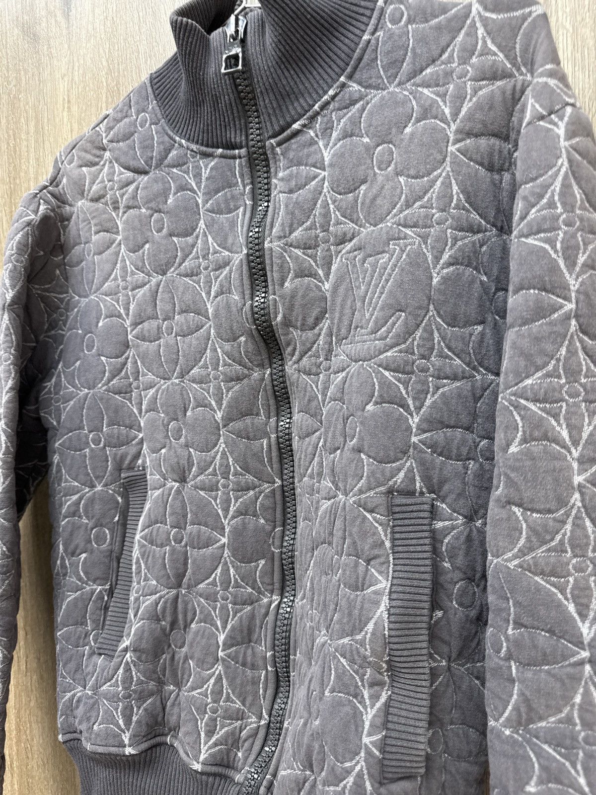 Louis Vuitton Louis Vuitton Printed Techical Zip Up Size US XS / EU 42 / 0 - 4 Thumbnail