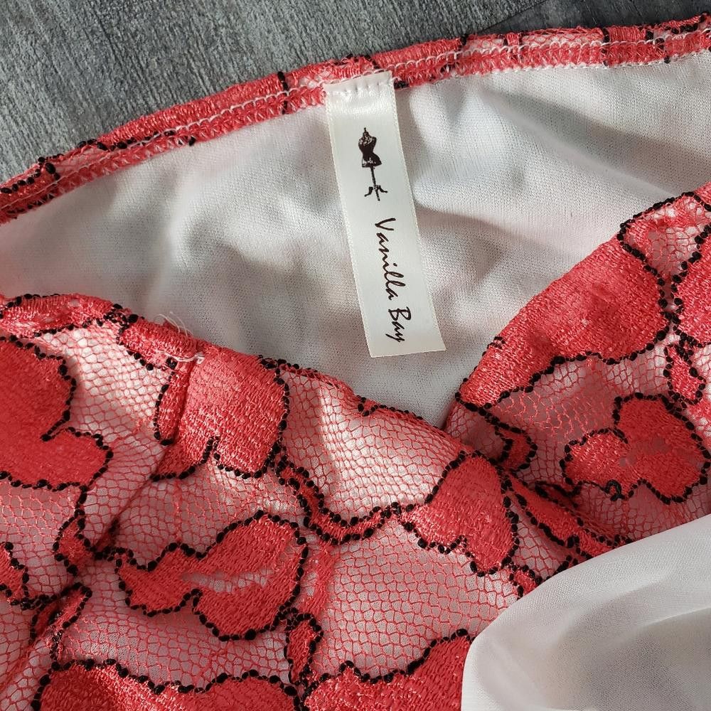 Designer White Pink Lace Detailed VB High Low Maxi Size S / US 4 / IT 40 - 3 Thumbnail