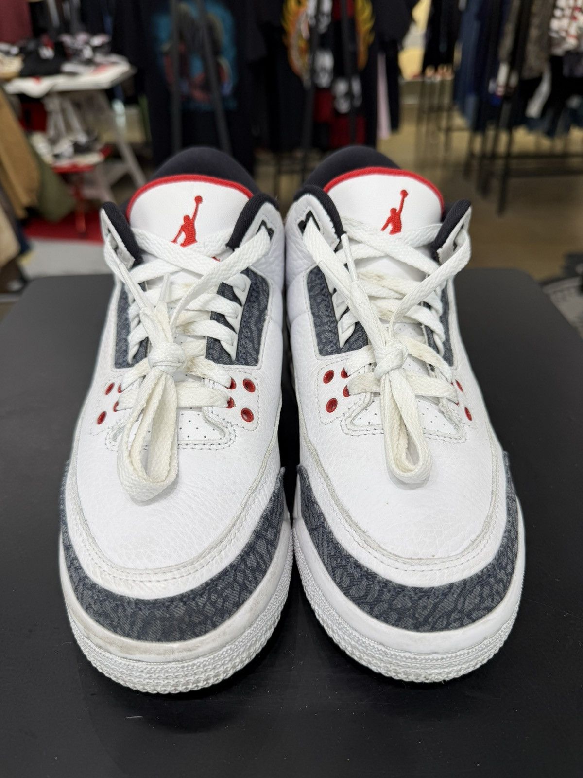 Jordan Brand Air Jordan 3 Fire Red Denim Size 5.5Y (2020) Size US 5.5 / EU 38 - 2 Thumbnail