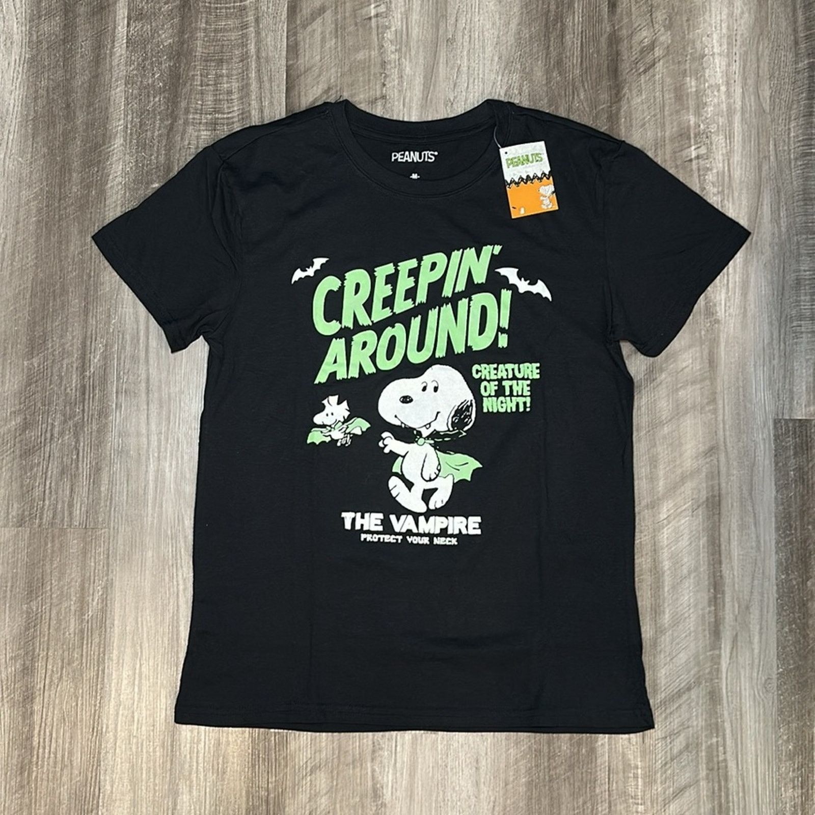 Peanuts Peanuts Snoopy The Vampire Creepin’ Around Tee - Medium Size US M / EU 48-50 / 2 - 2 Thumbnail