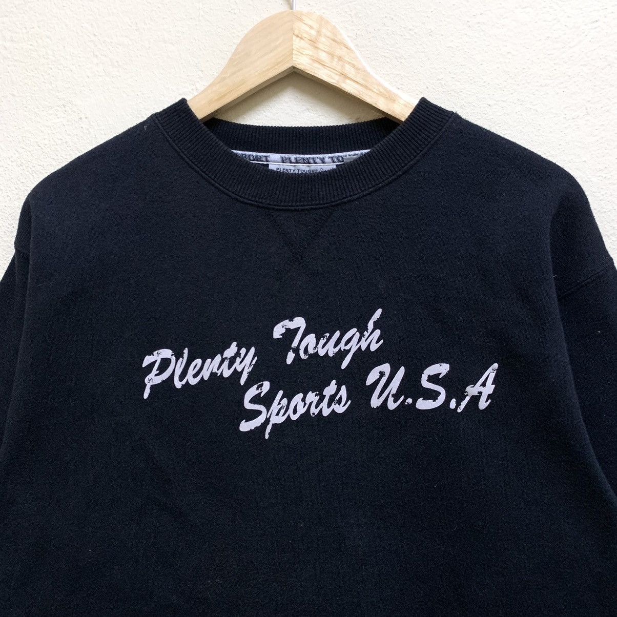 Vintage Vintage PLENTY TOUGH SPORTS USA Spell out Sweatshirt Size US M / EU 48-50 / 2 - 2 Thumbnail